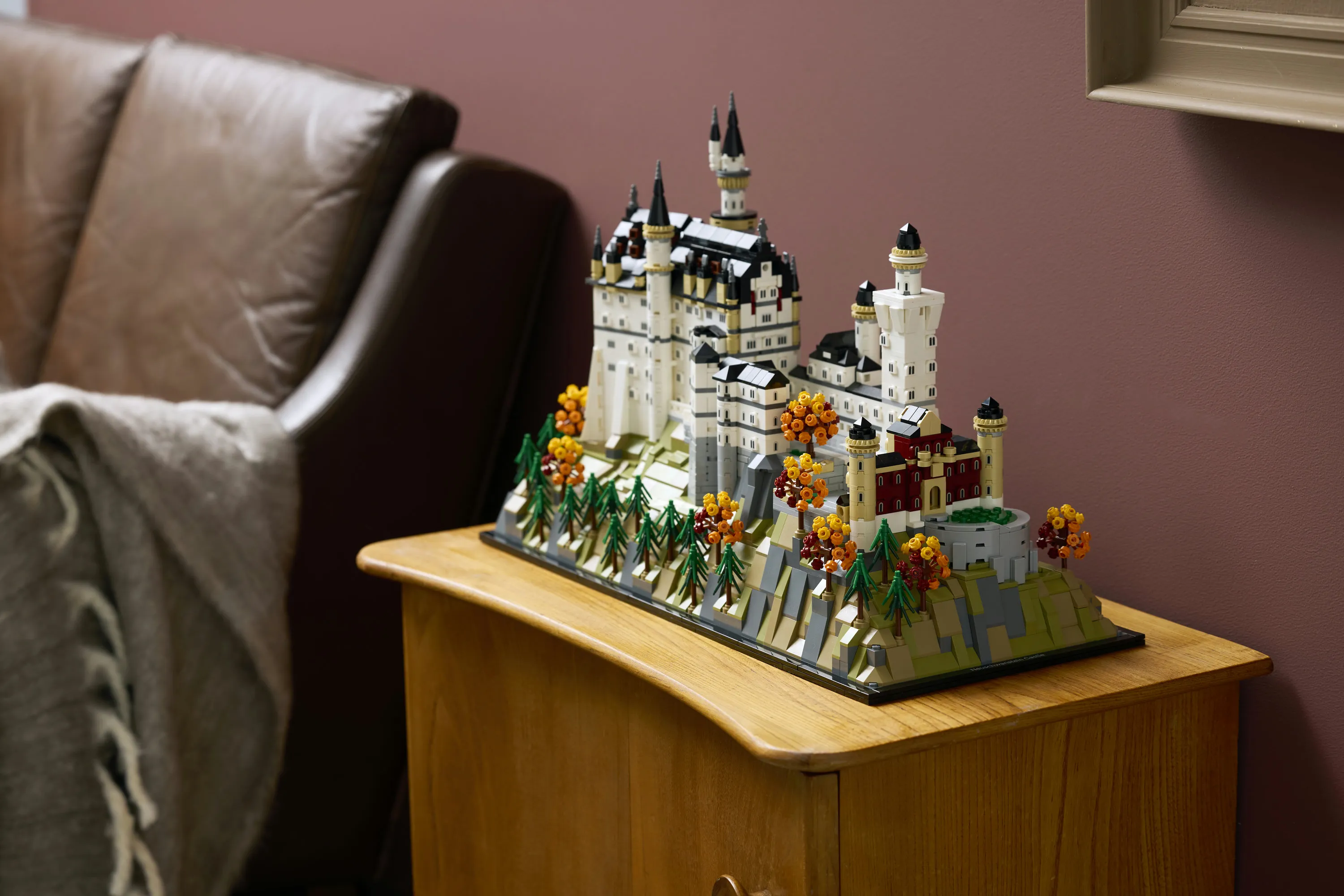 LEGO Architecture Neuschwanstein slott 21063