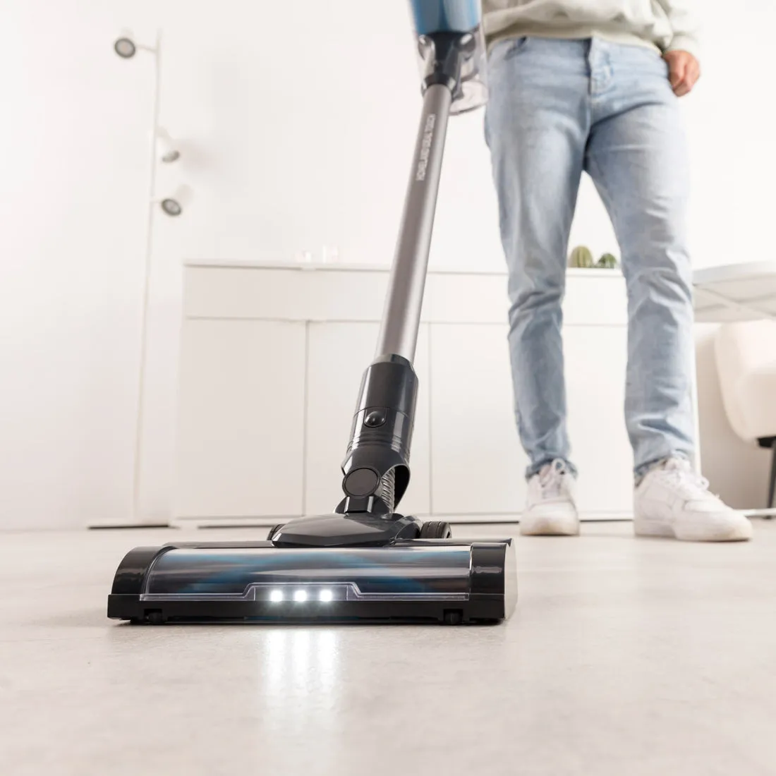 TAURUS Homeland Ideal Touch - skaftdammsugare, svart