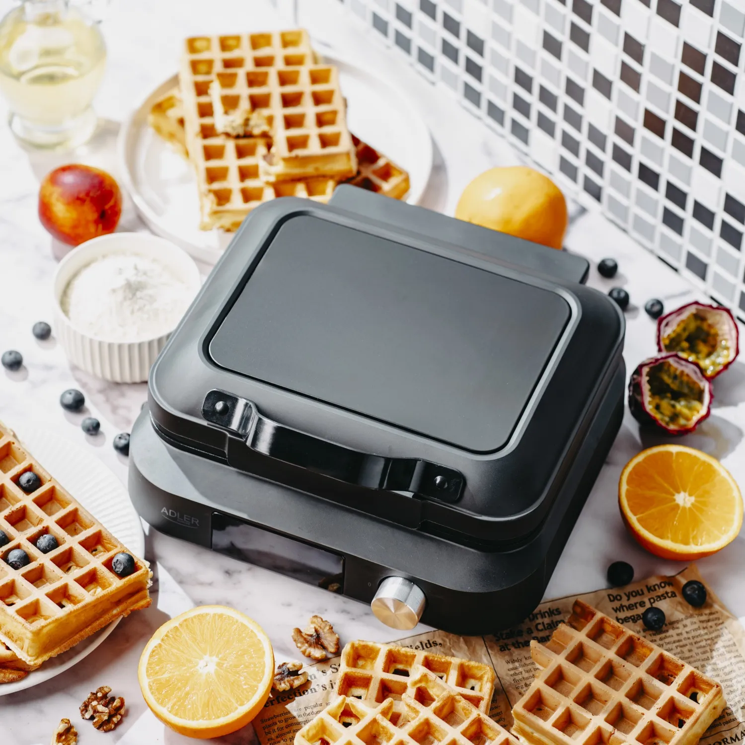 Adler AD 3087 Belgian Waffle Maker, 2 Waffles, 2200 W, Black