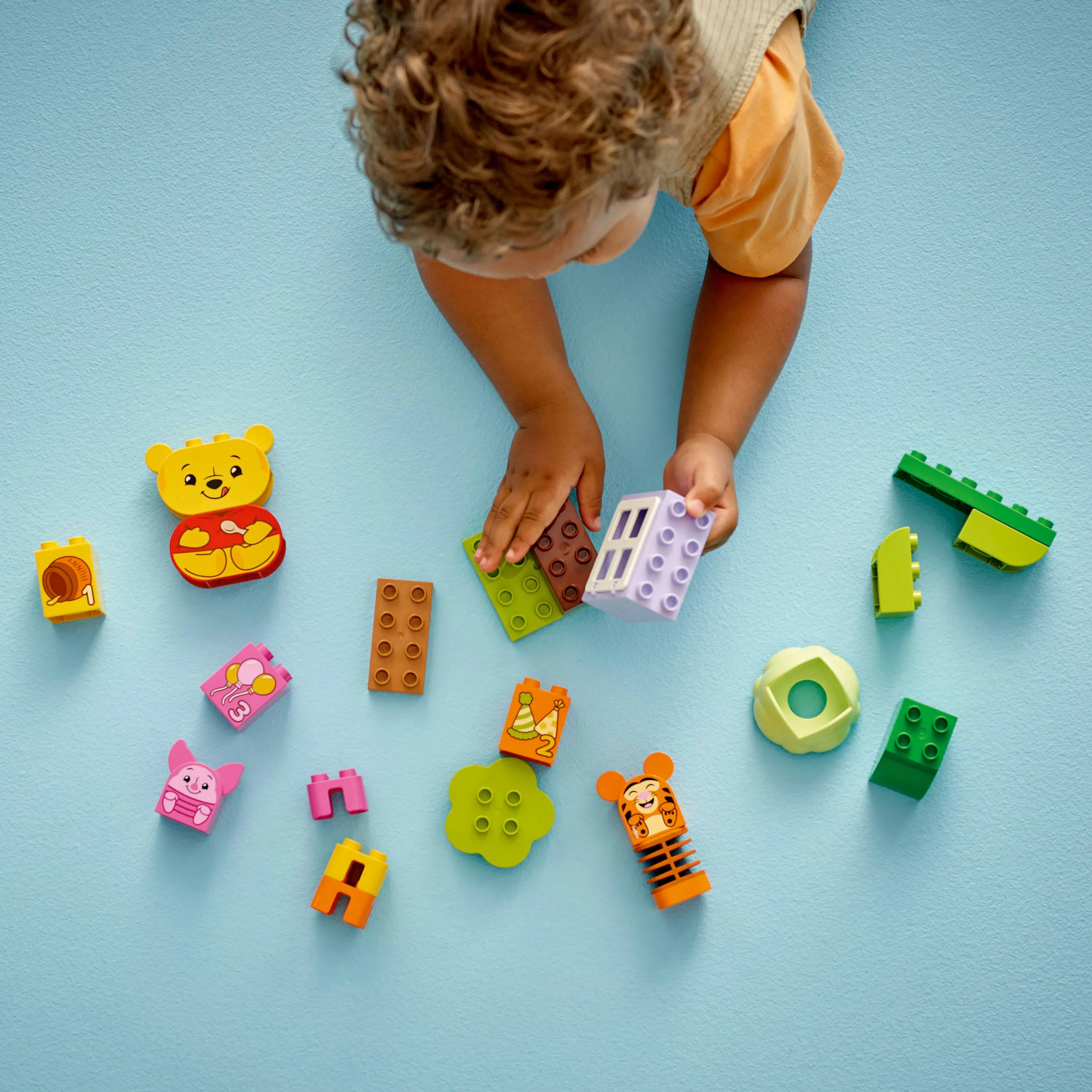 LEGO DUPLO Nalle Puhs f&ouml;delsedagskalas 10457