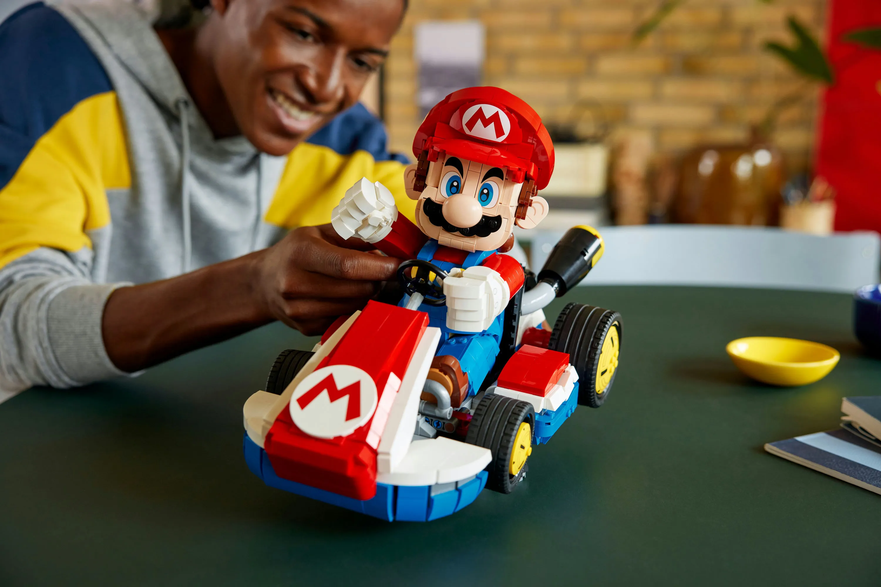 LEGO Super Mario Mario Kart: Mario and Standard Kart 72037