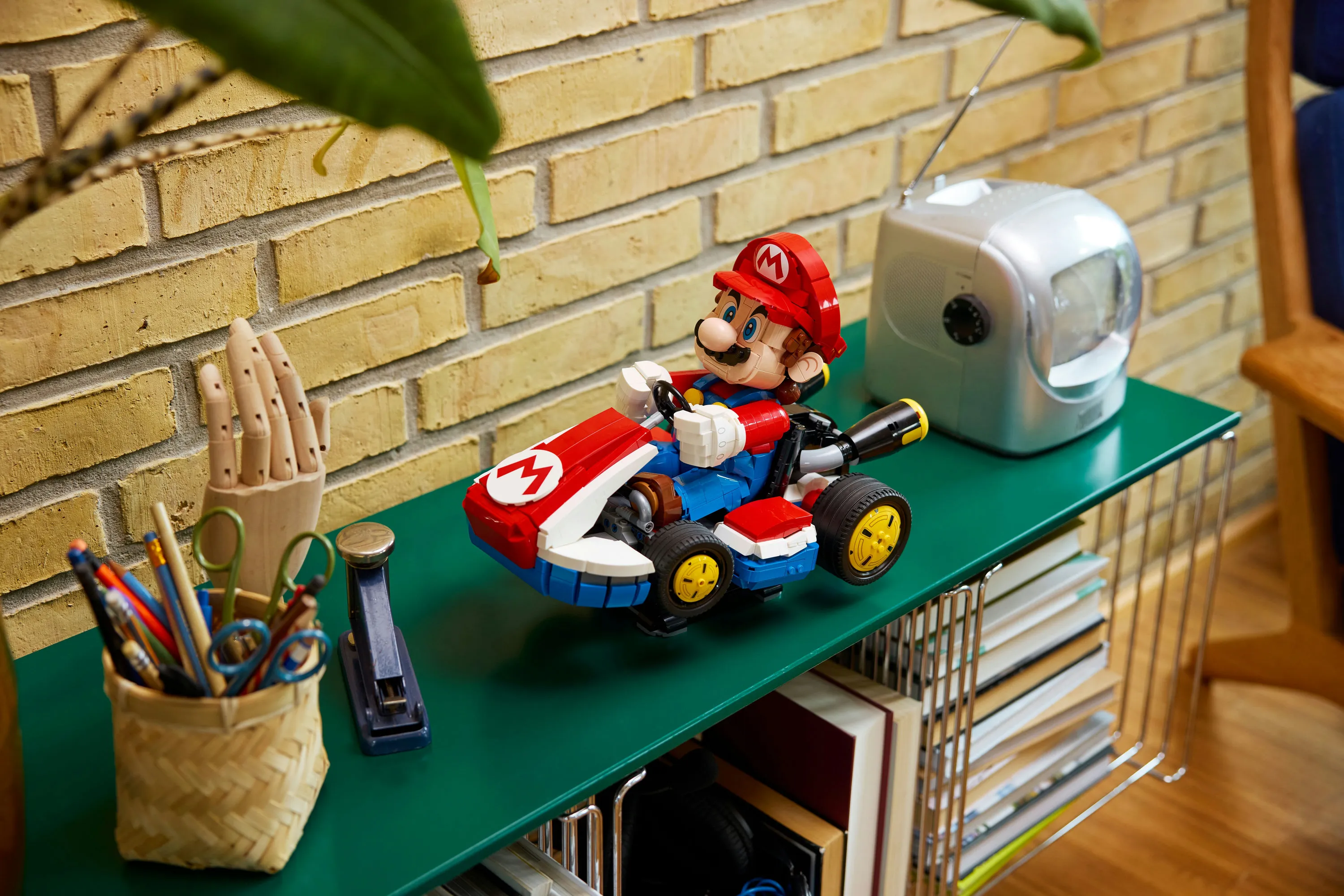LEGO Super Mario Mario Kart: Mario and Standard Kart 72037