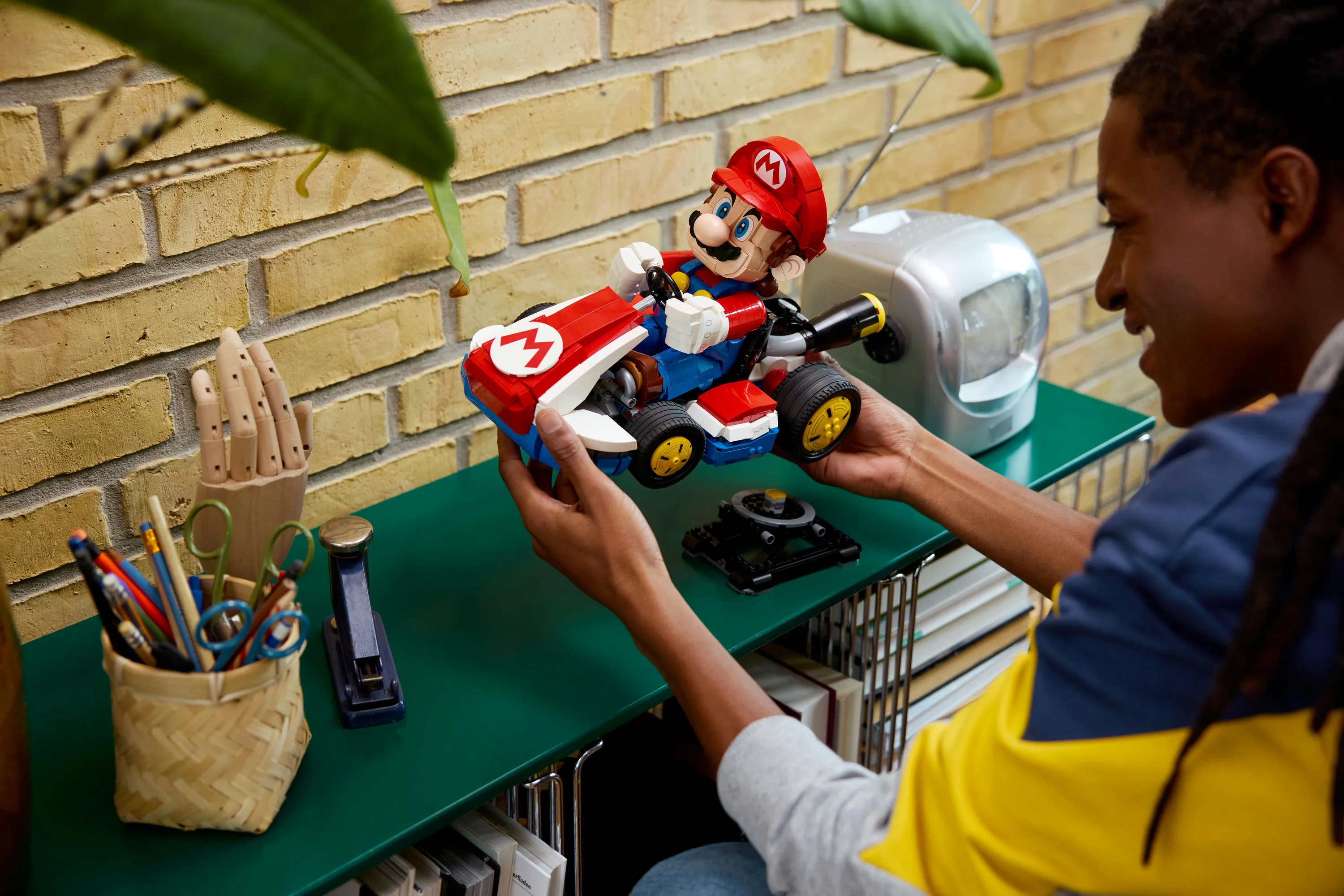 LEGO Super Mario Mario Kart: Mario and Standard Kart 72037