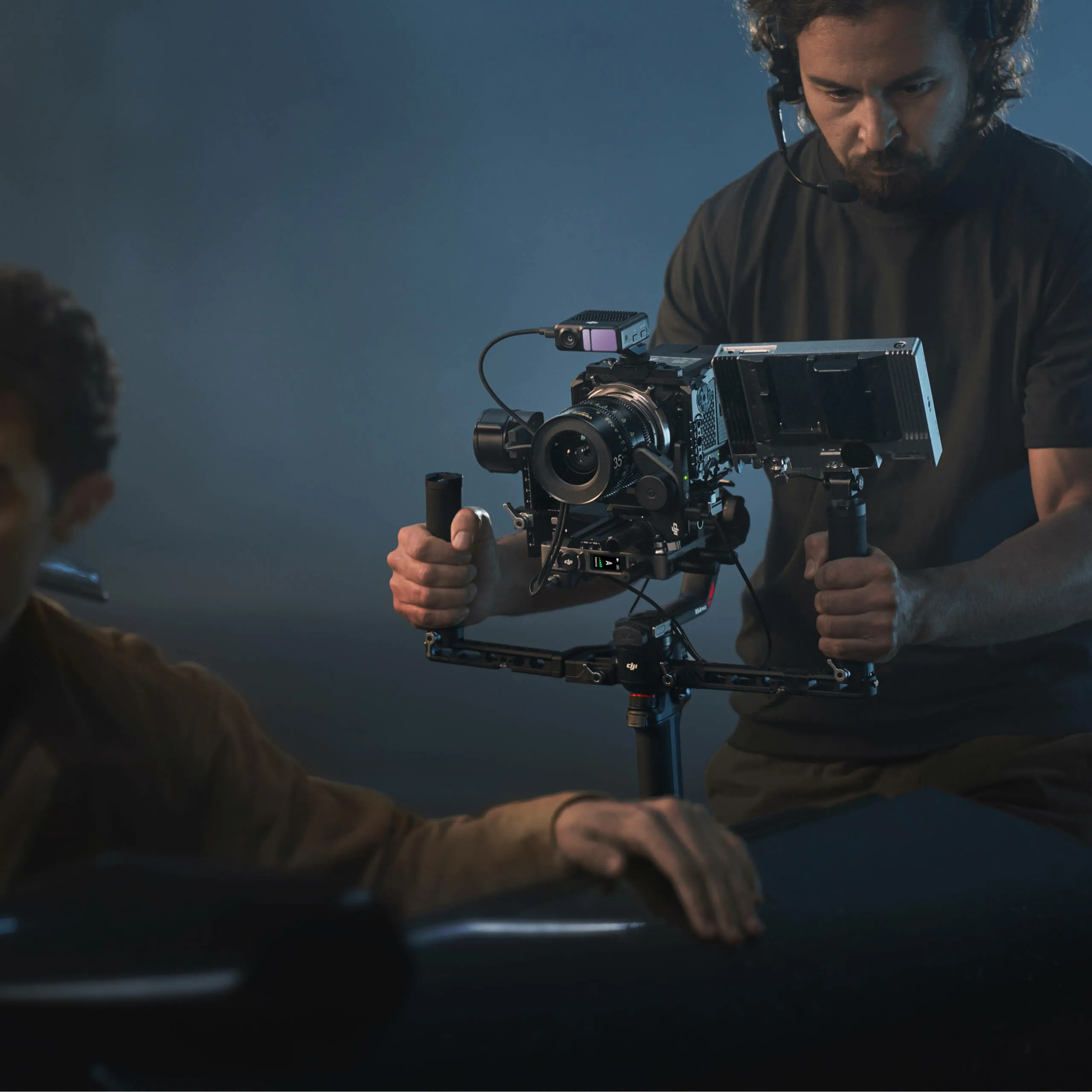 DJI RS 4 Pro - camera gimbal