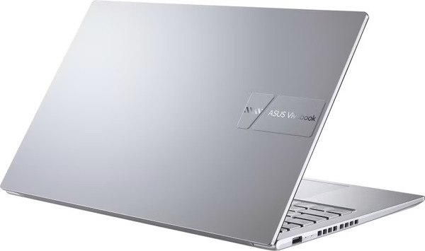 Asus Vivobook 15 OLED. AMD Ryzen 7 7730U, 16 GB Ram, 512 GB SSD, Windows 11 Home - notebook, silver