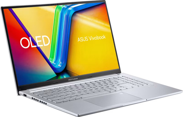 Asus Vivobook 15 OLED. AMD Ryzen 7 7730U, 16 GB Ram, 512 GB SSD, Windows 11 Home - notebook, silver