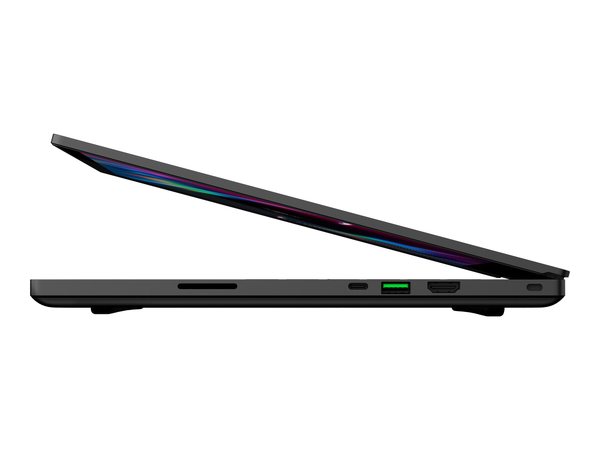 Razer 15.6" Blade 4K, 16GB / 1TB SSD M.2, RTX 2080 Max-Q, Win 10 Home - gaming notebook, Black