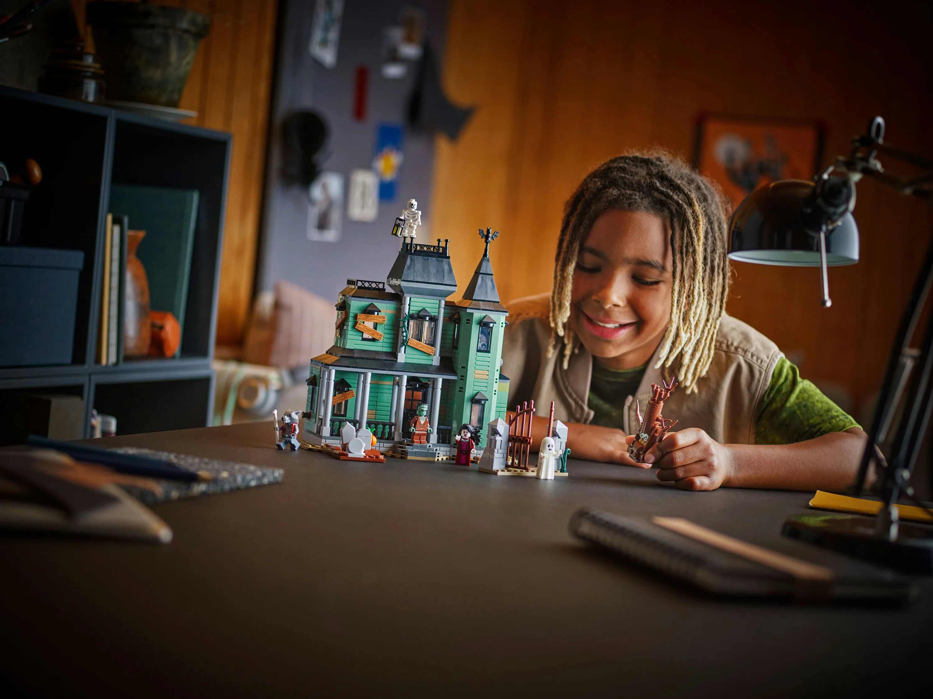 LEGO Creator 3-in-1 Haamukartano 31167