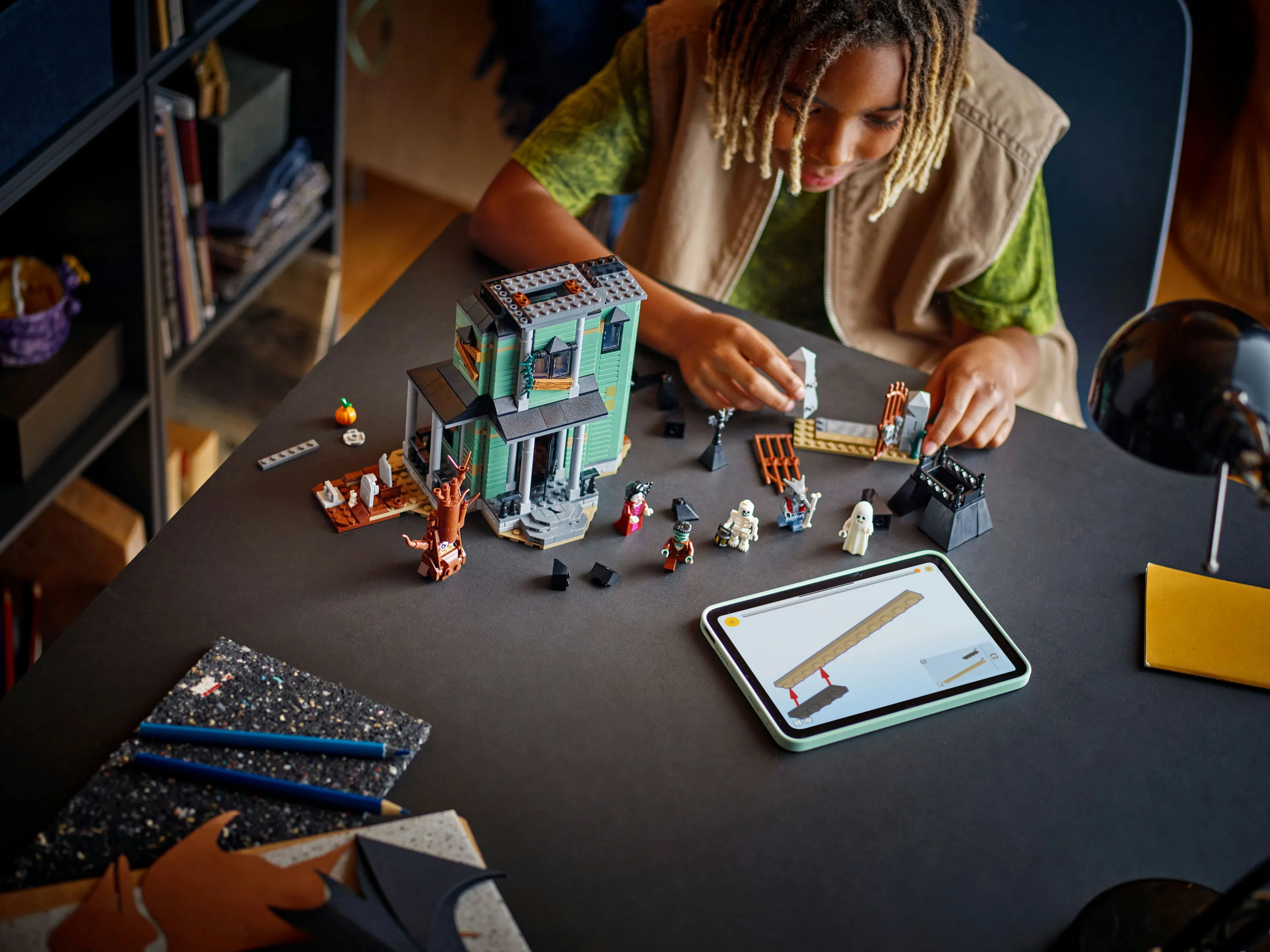 LEGO Creator 3-in-1 Haamukartano 31167