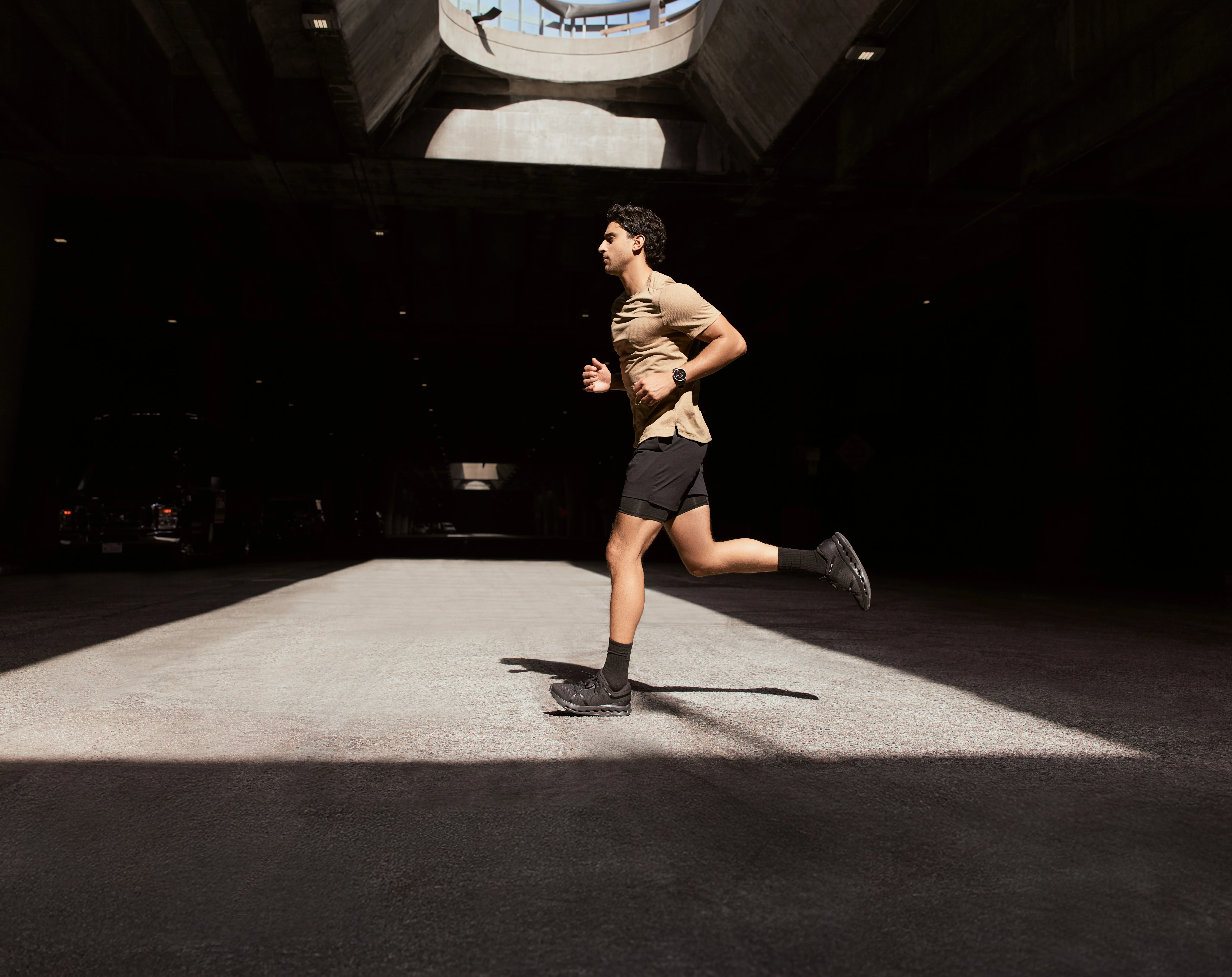 Amazfit Active Max NFC 48mm smartklocka, svart