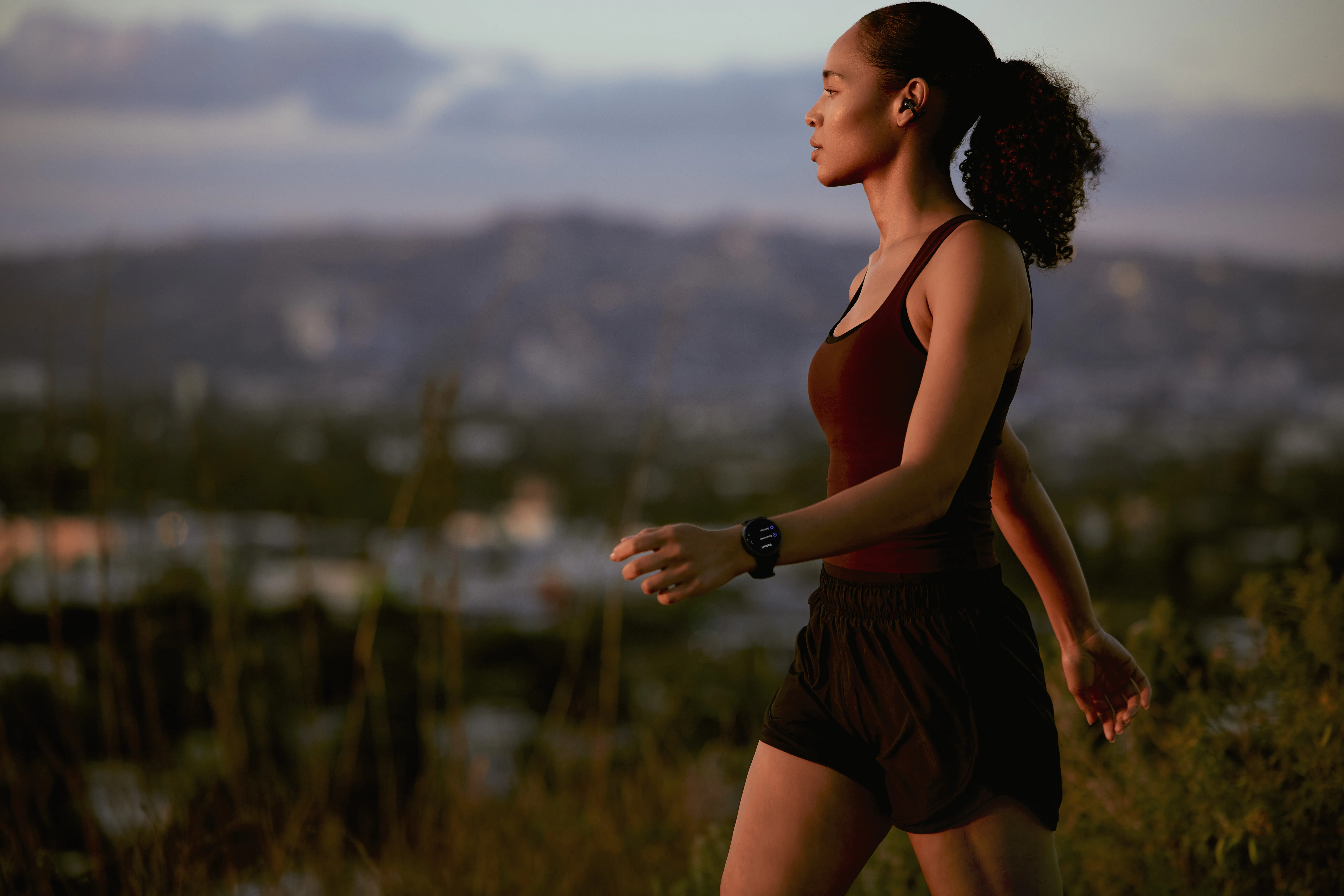 Amazfit Active Max NFC 48mm smartklocka, svart