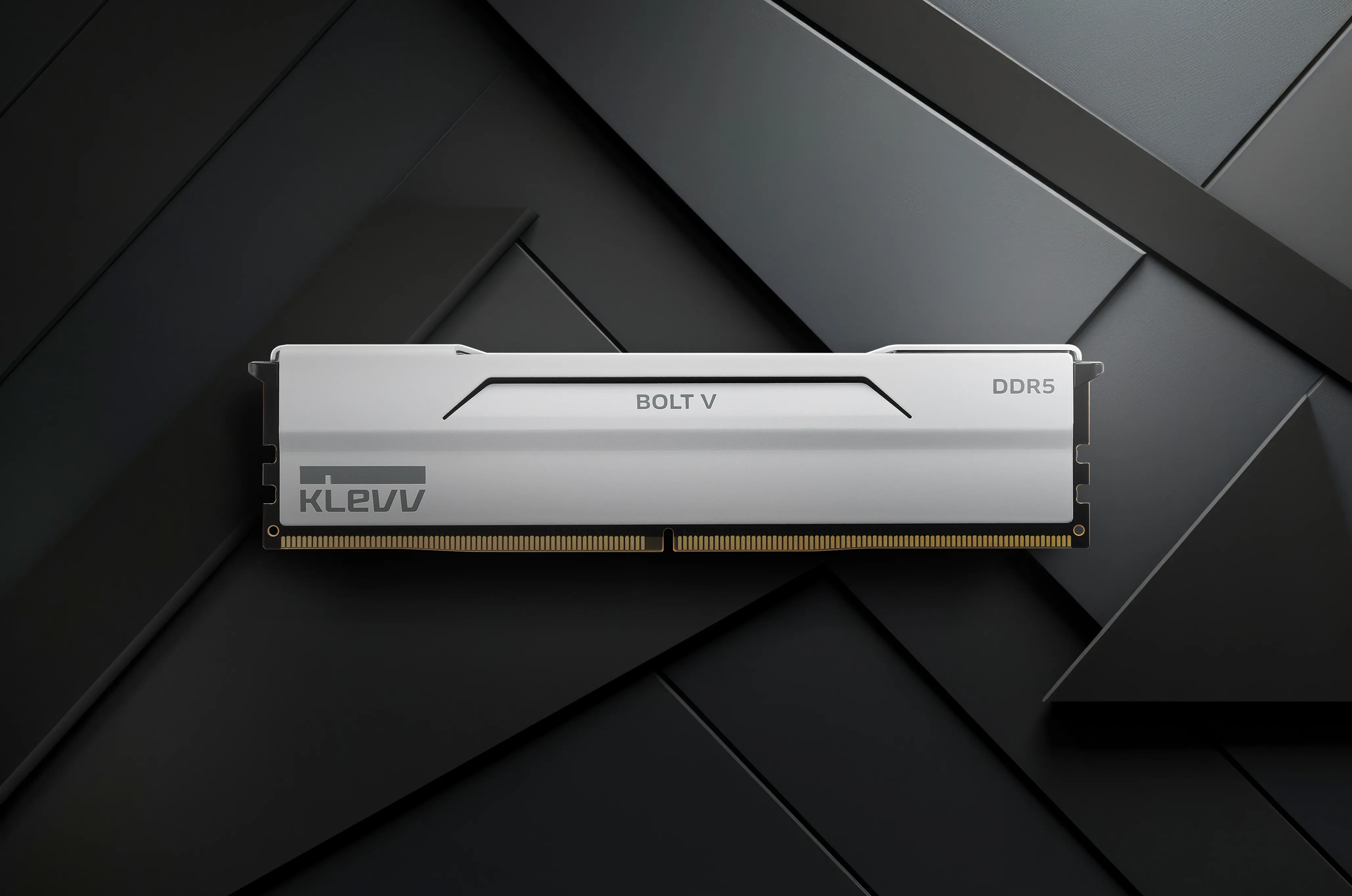 KLEVV BOLT V 32 Gt (2 x 16 Gt) DDR5 6000 MHz, CL28 -muisti, valkoinen (EXPO, XMP)