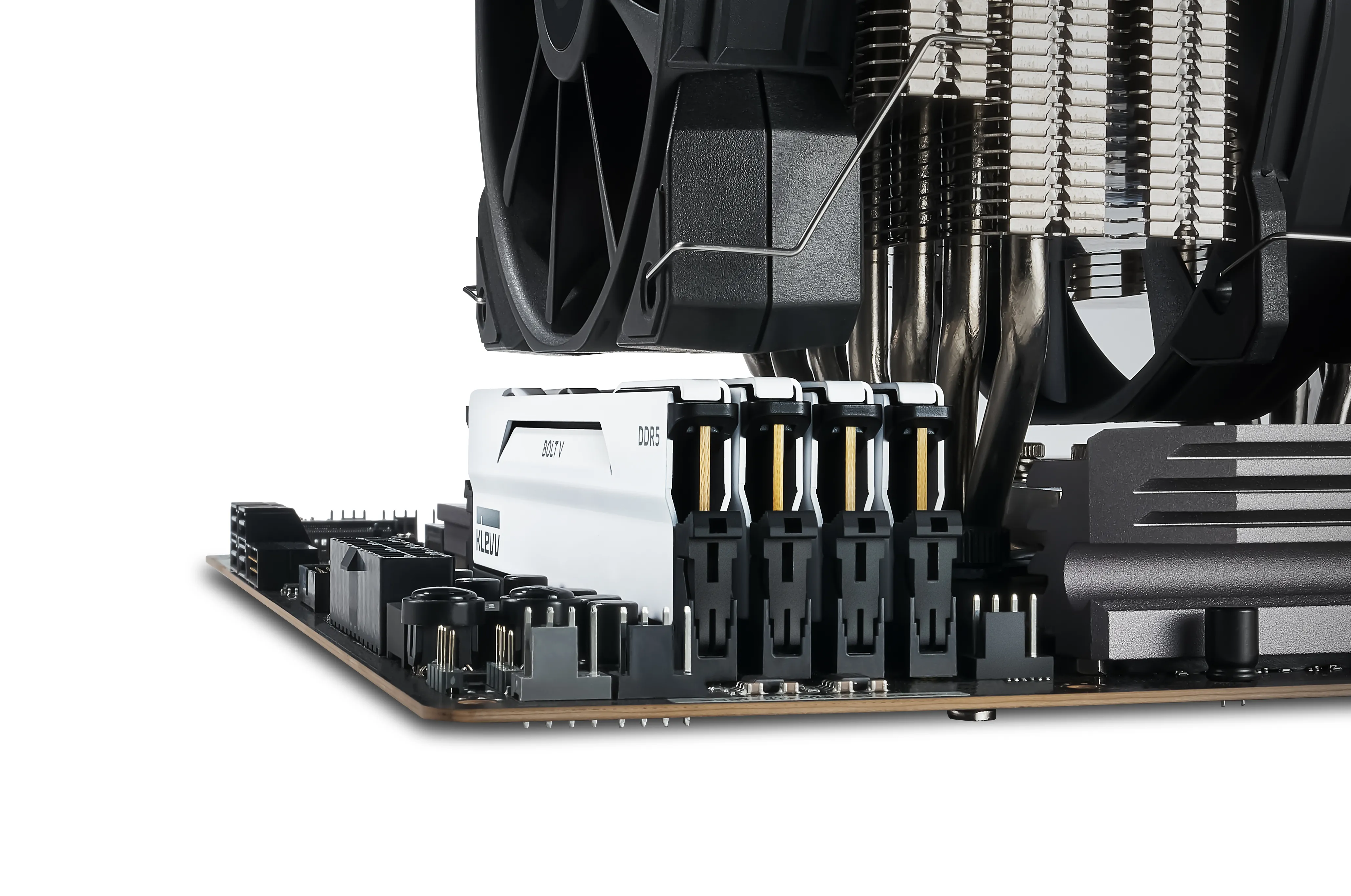 KLEVV BOLT V 32 Gt (2 x 16 Gt) DDR5 6000 MHz, CL28 -muisti, valkoinen (EXPO, XMP)