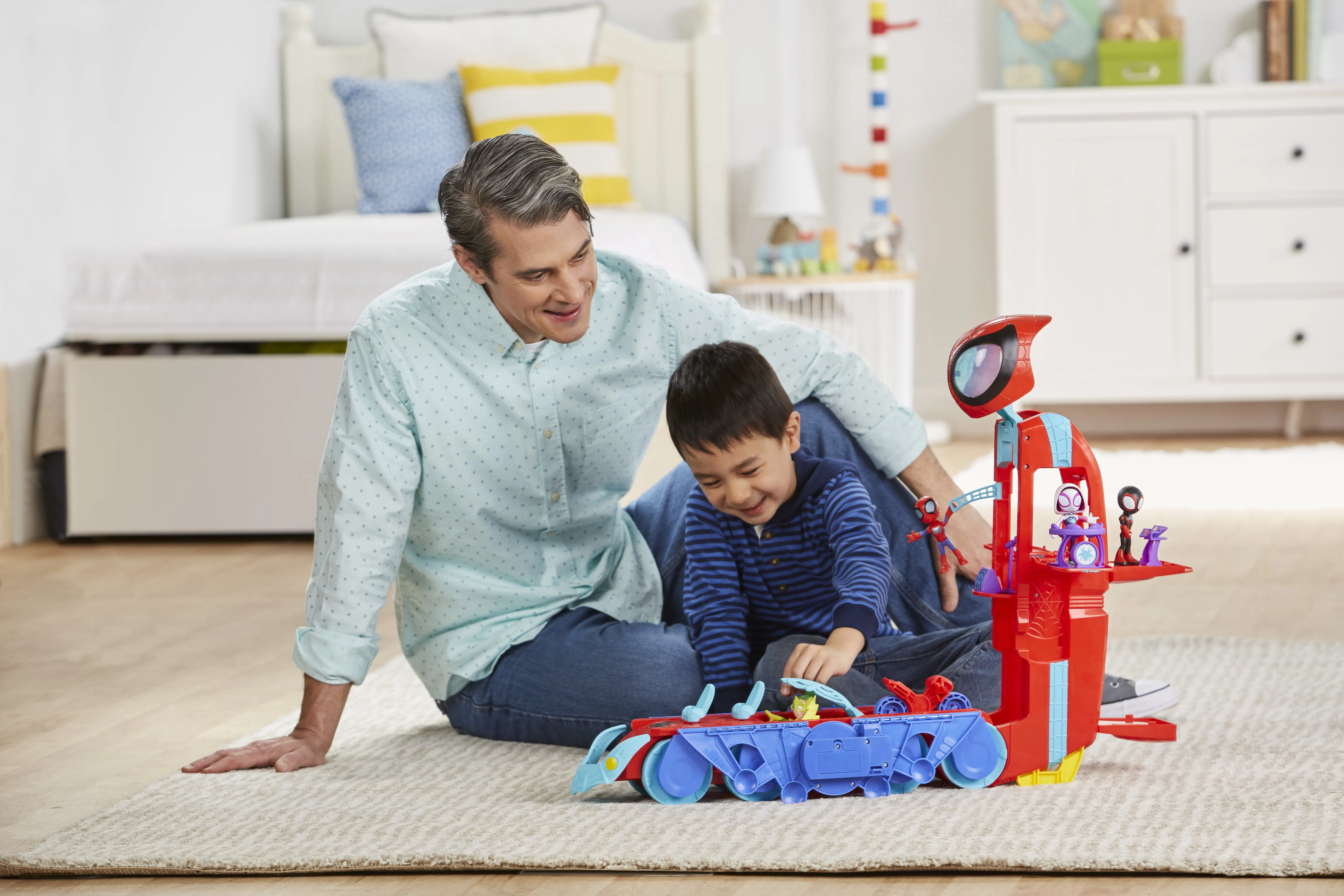 Hasbro Marvel Spidey and His Amazing Friends 2-in-1 Spider Caterpillar Toy Vehicle