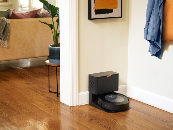 iRobot Roomba j7+ - Robot Vacuum cleaner