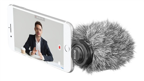 Plug-in Microphone for iOS devices