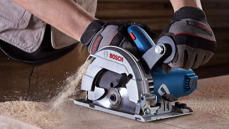 BOSCH GKS 600 Professional 165 millimeter sladdad handcirkels&aring;g 1200 watt svart och bl&aring;
