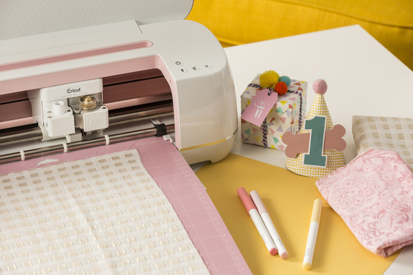 Cricut Maker (Rose)