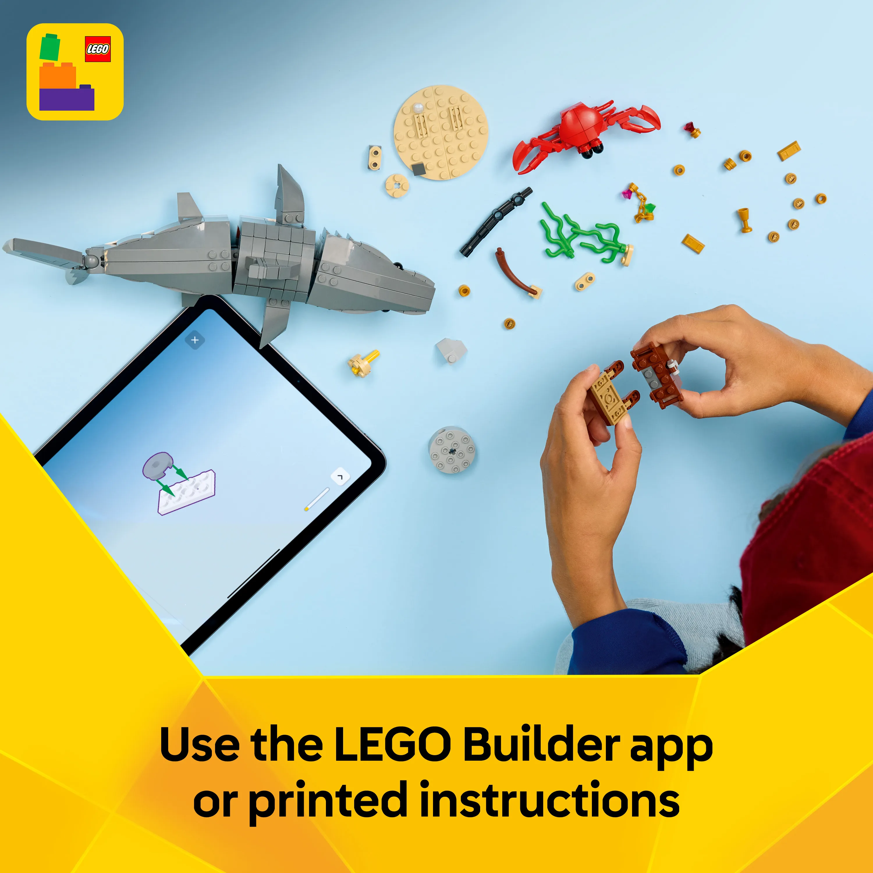 LEGO Creator Fierce Shark and Treasure Chest 31381