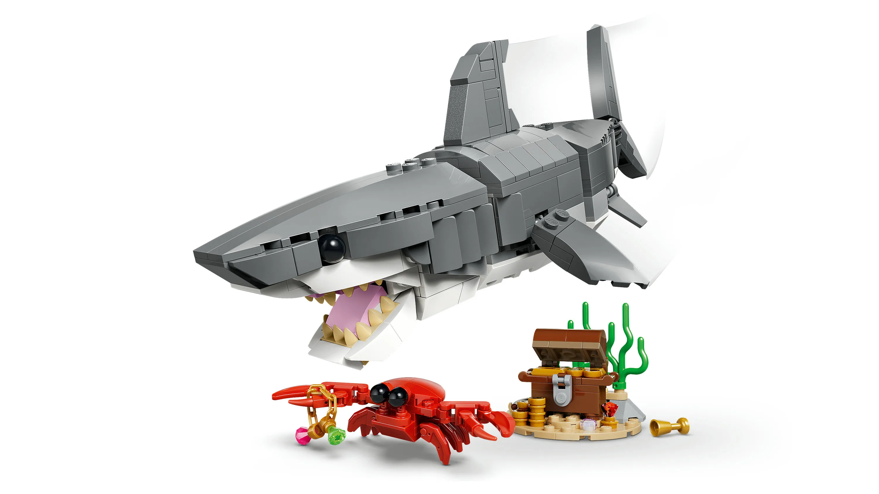 LEGO Creator Fierce Shark and Treasure Chest 31381
