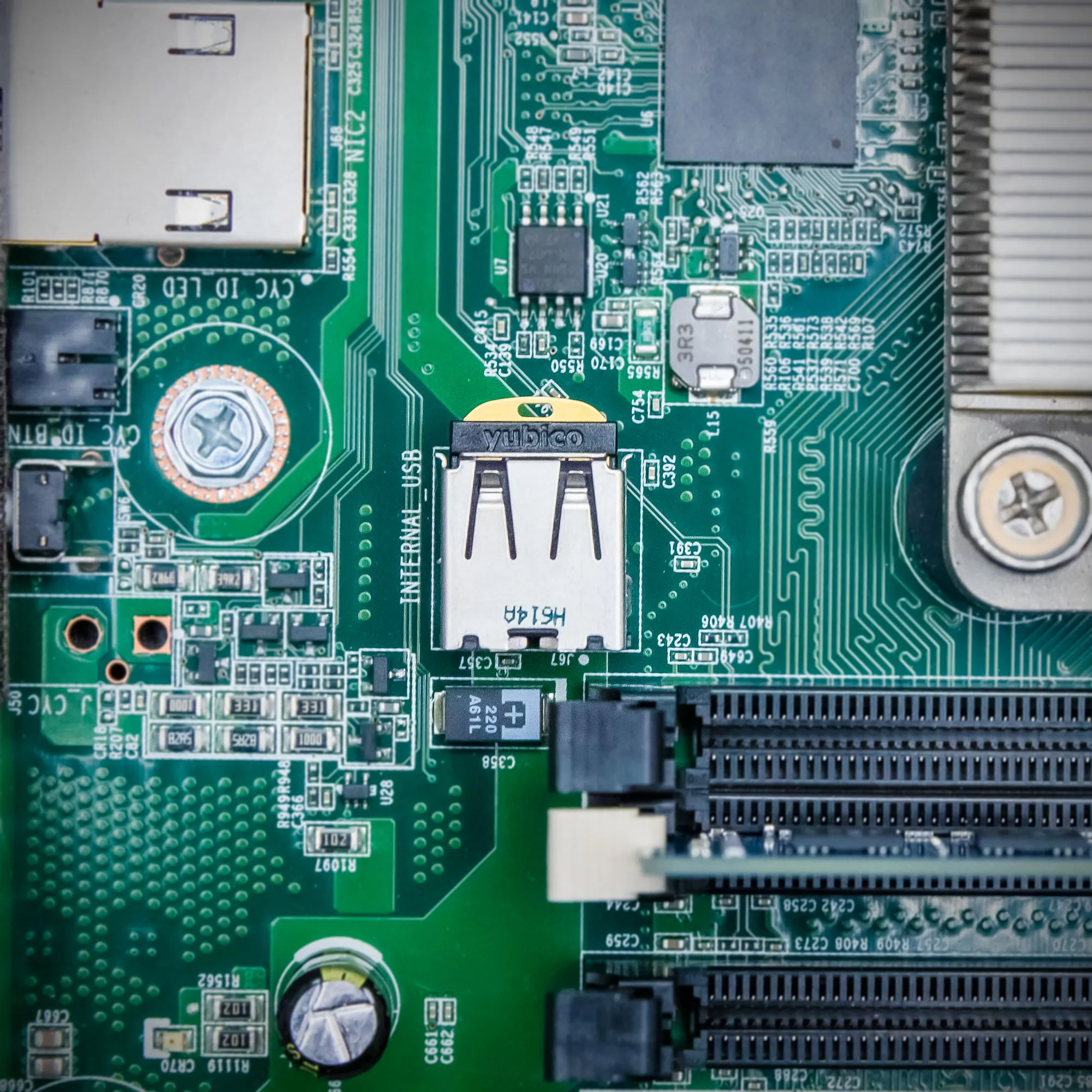 Yubico YubiHSM 2 v2.4 USB-A -suoja-avain