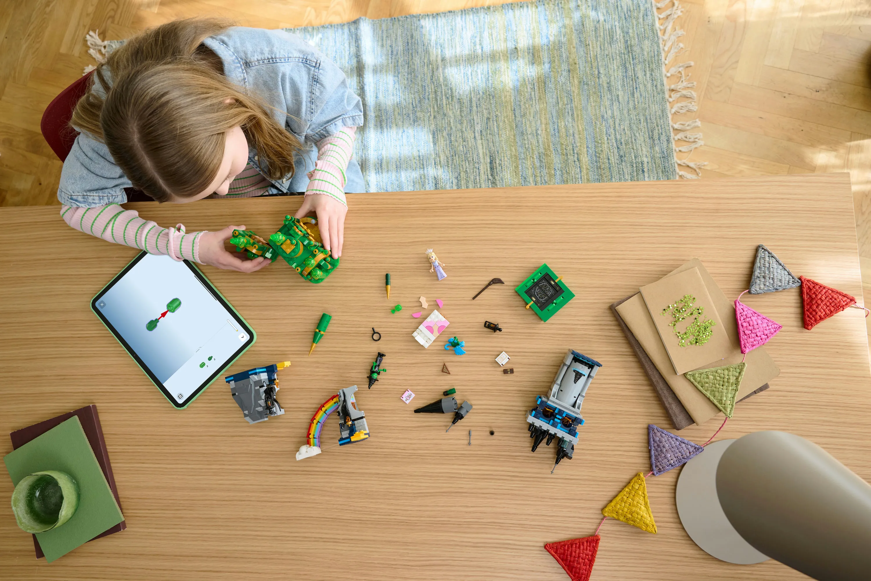 LEGO Wicked Emerald City and Kiamo Ko Castle 75689