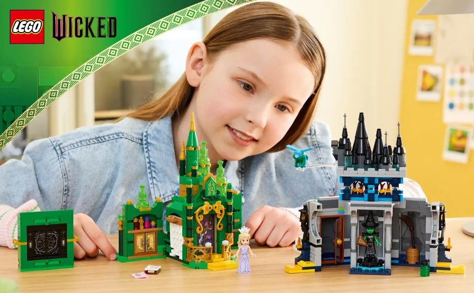 LEGO Wicked Emerald City and Kiamo Ko Castle 75689