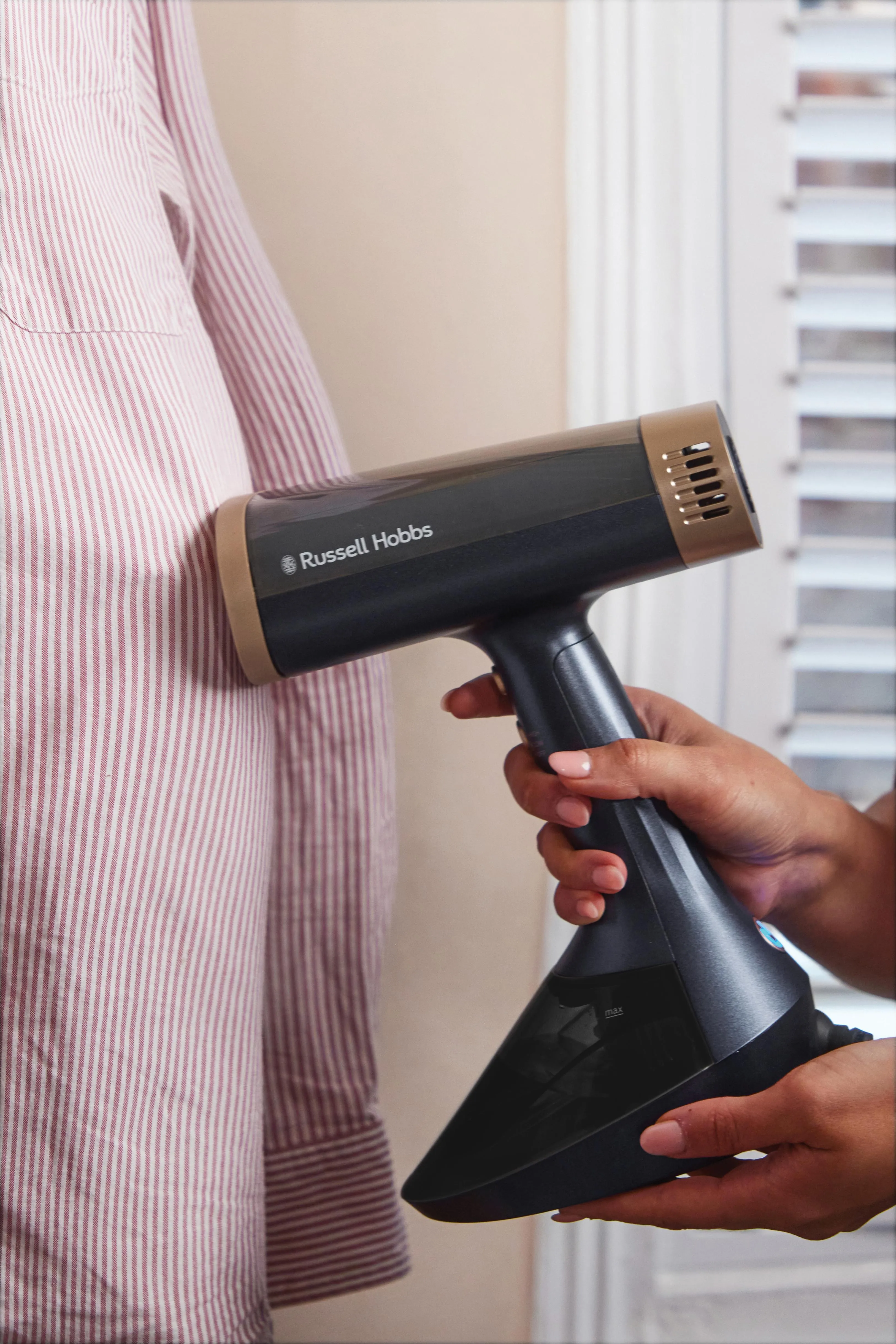 Russell Hobbs SteamGenie VacuSteam -vaateh&ouml;yrystin, 1400 Wattia, 0,2 Litraa, Sininen/Kulta