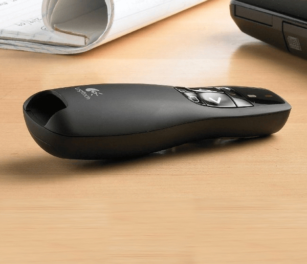 Logitech R400 Wireless Presenter - presenter, black