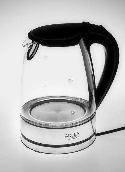 Adler AD 1225 -vedenkeitin, 1,7 l, 2000 W, valkoinen