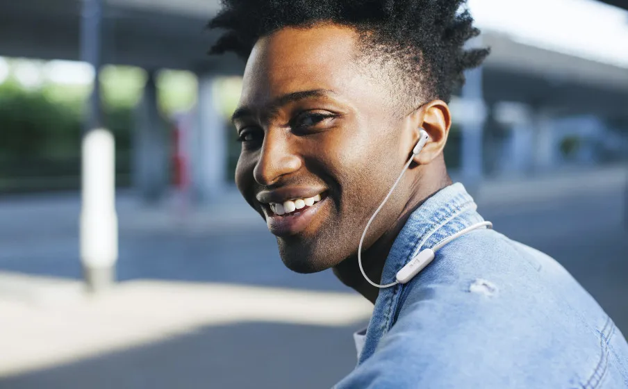 JBL Tune 215 - wireless in-ear headphones, Black