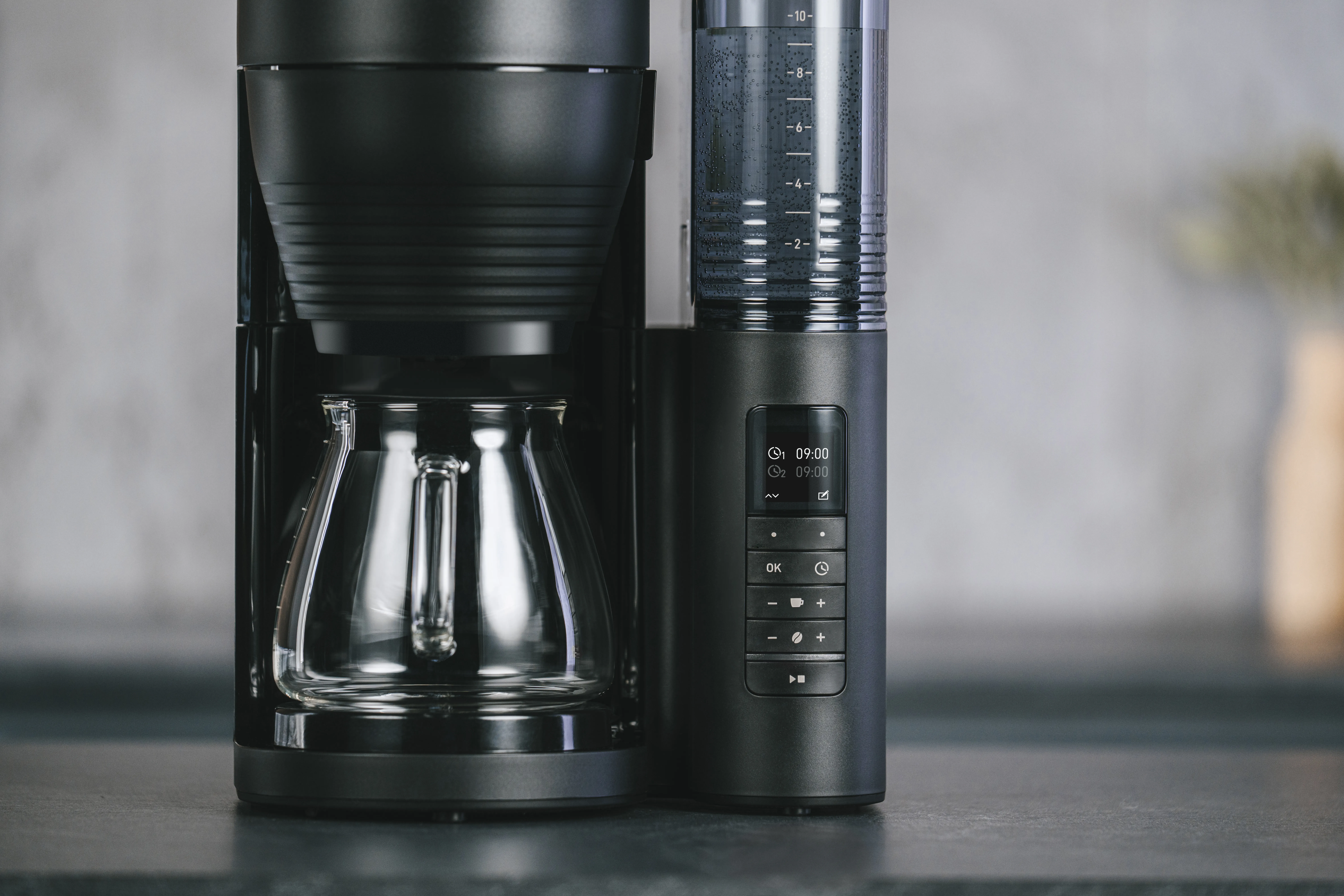 Melitta AromaFresh Pro 10 cups Coffee Maker with Grinder, Black