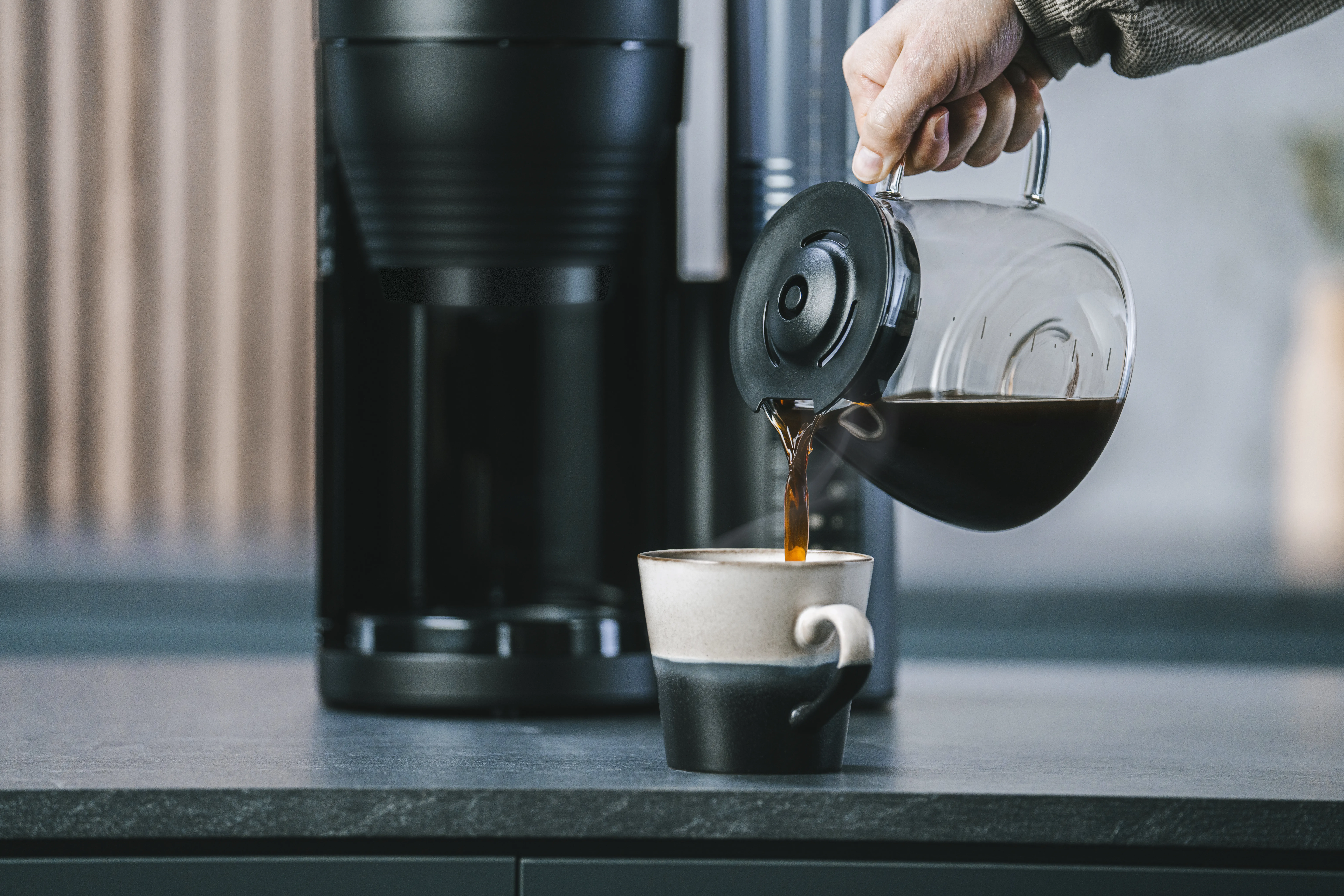 Melitta AromaFresh Pro 10 cups Coffee Maker with Grinder, Black