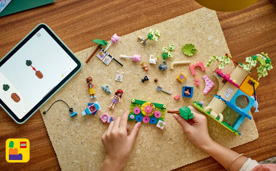LEGO Friends Cat Birthday Party and Tree House 42666