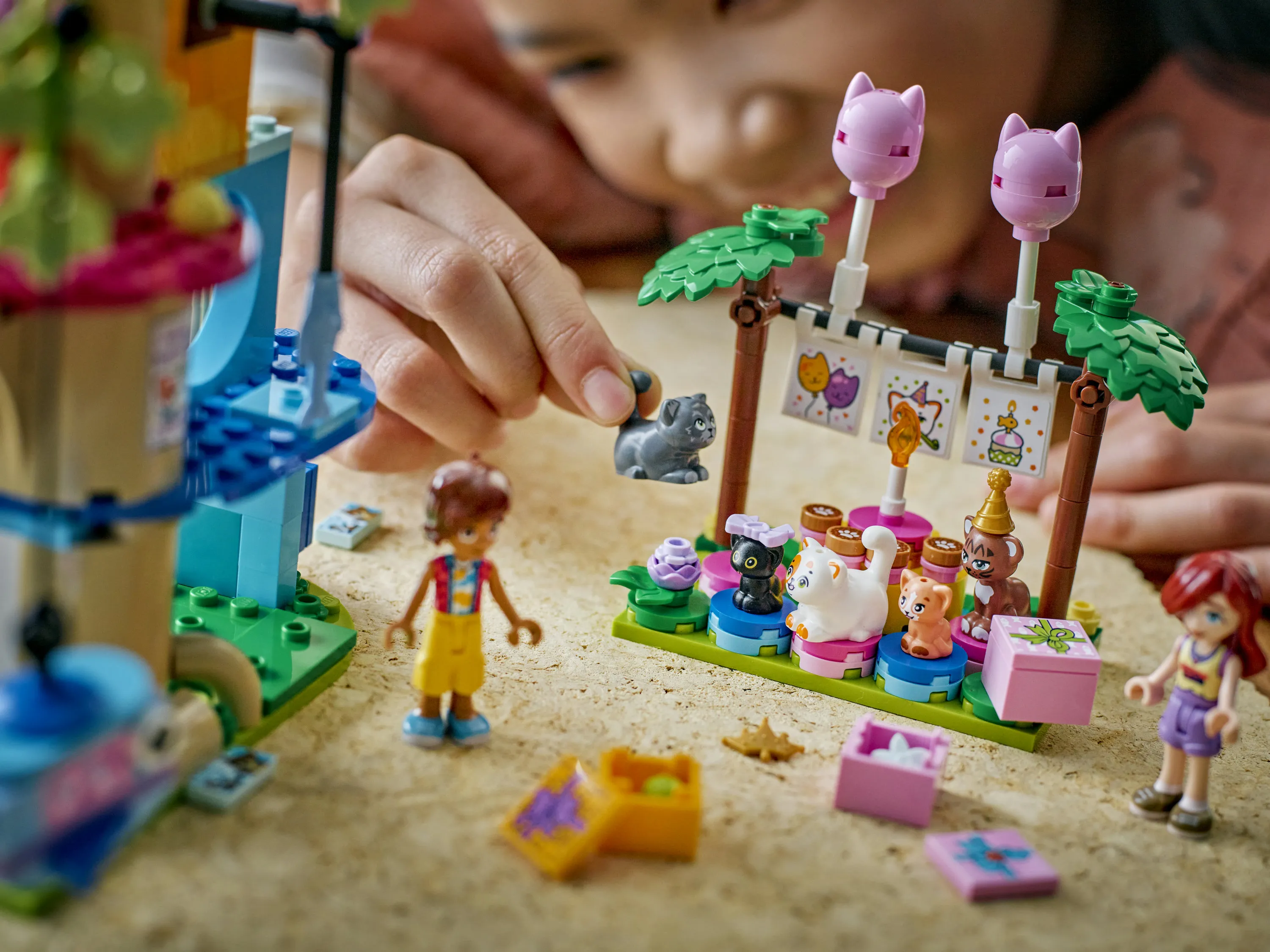 LEGO Friends Cat Birthday Party and Tree House 42666