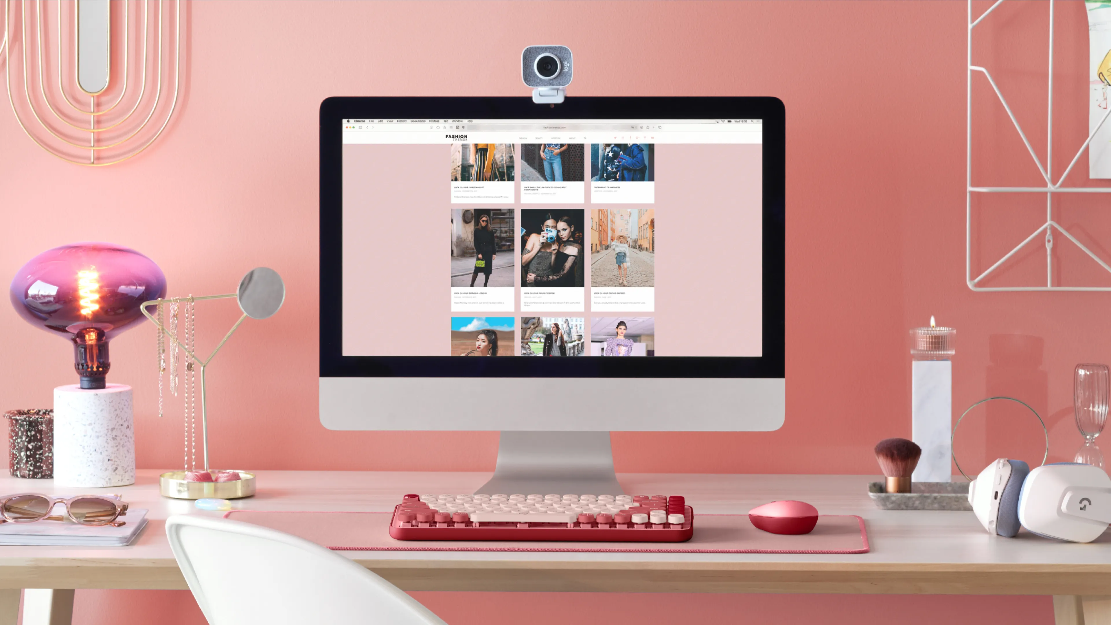 Logitech Studio Series musmatta, 700x300 mm, Dark Rose