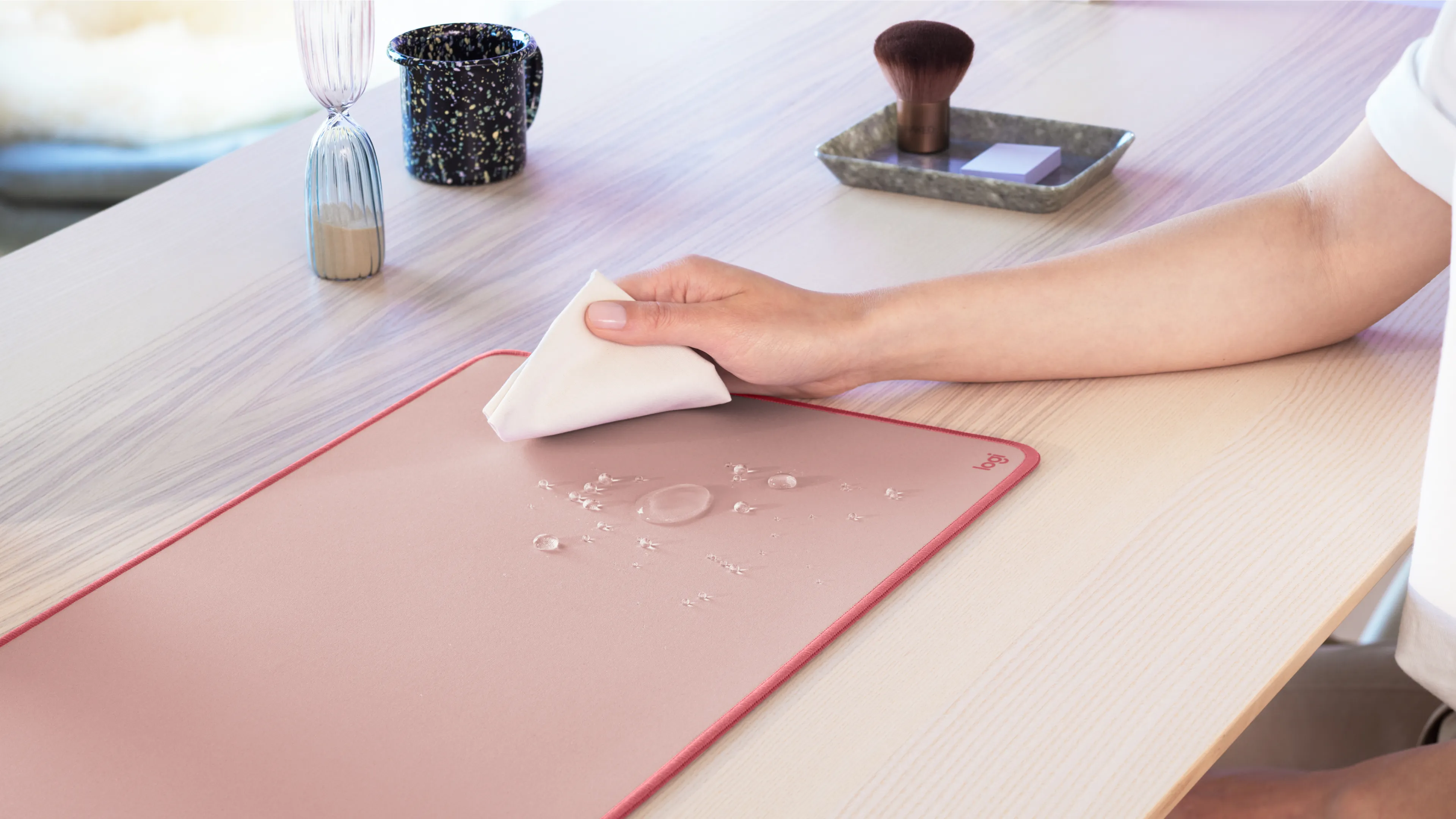 Logitech Studio Series musmatta, 700x300 mm, Dark Rose