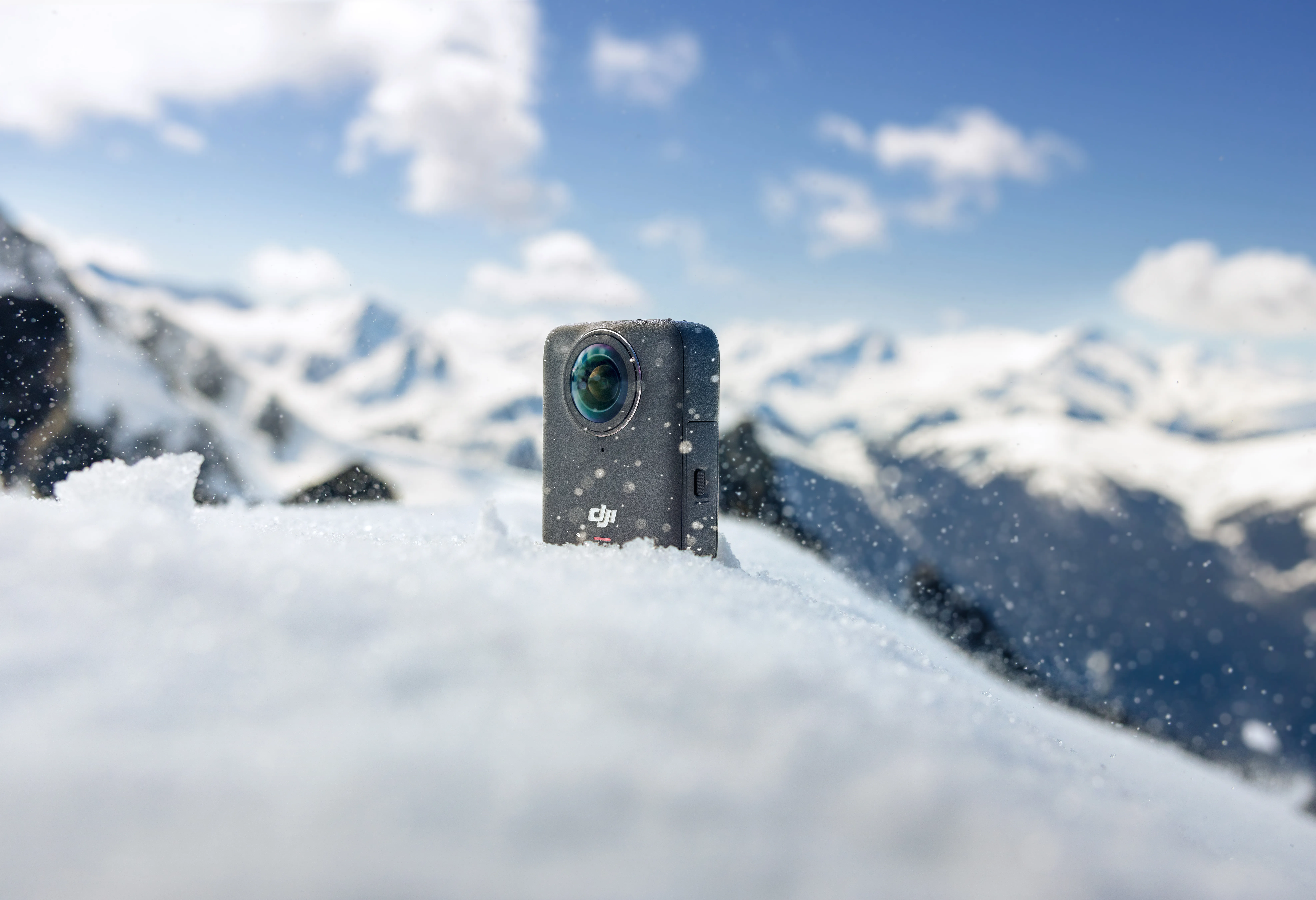 DJI Osmo 360 Adventure Combo - action camera