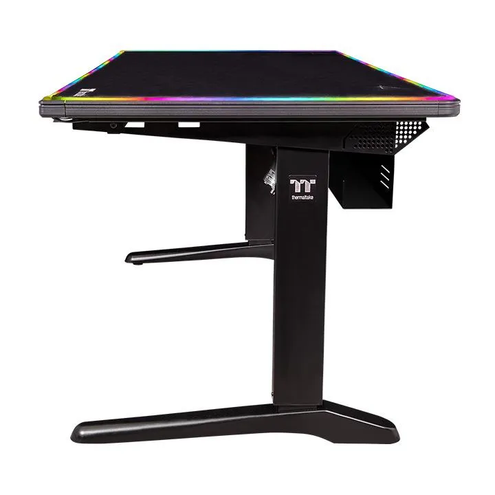 (Bargains) Thermaltake Tt Level 20 GT BattleStation - gaming desk