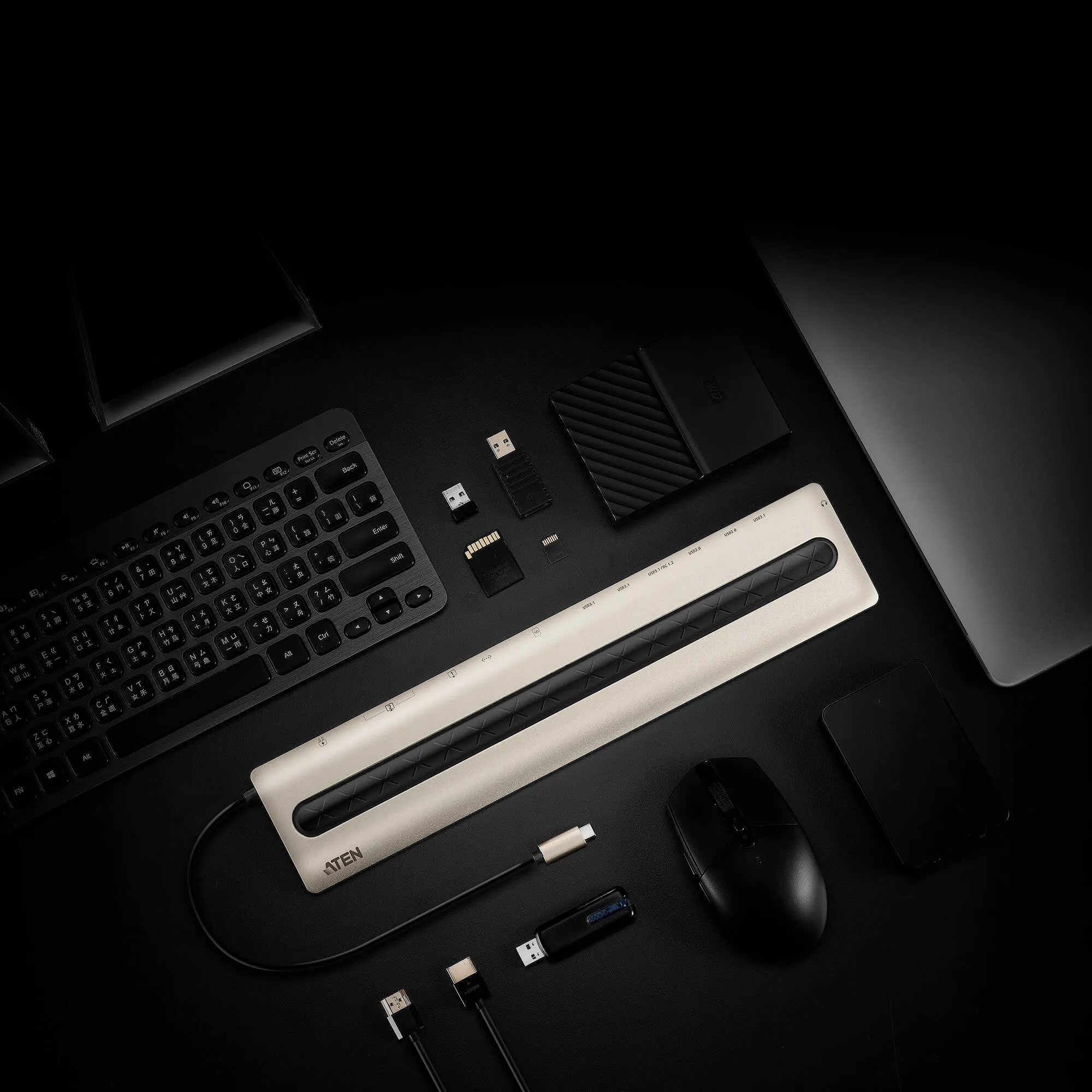 ATEN USB-C Multiport Dock with Power Pass-Through (13 Devices)