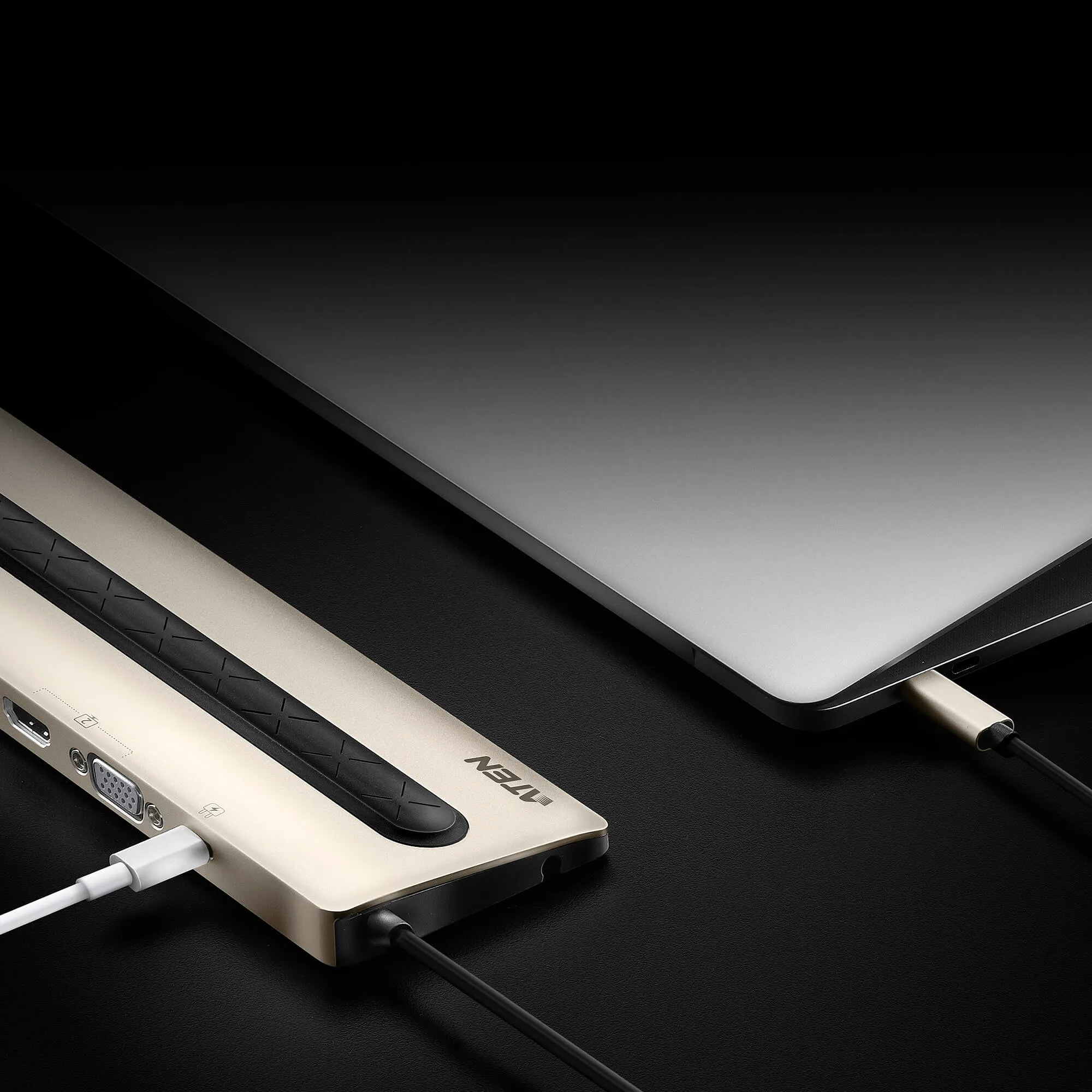 ATEN USB-C Multiport Dock with Power Pass-Through (13 Devices)