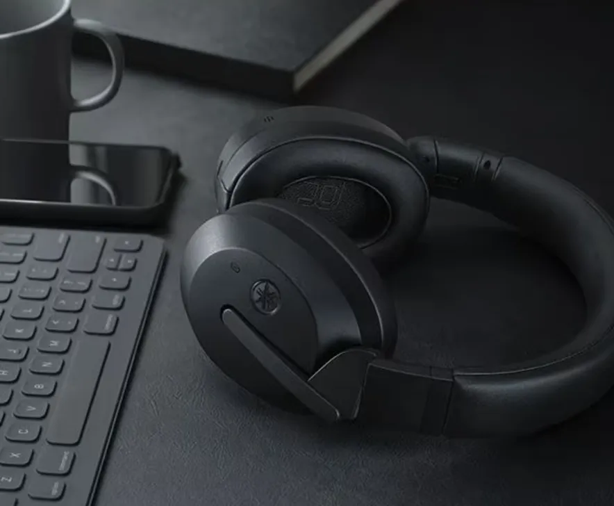 Yamaha YH-E700B - wireless noise cancelling headphones, black