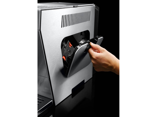 DeLonghi ETAM36.365M PrimaDonna XS kahviautomaatti maitokannulla