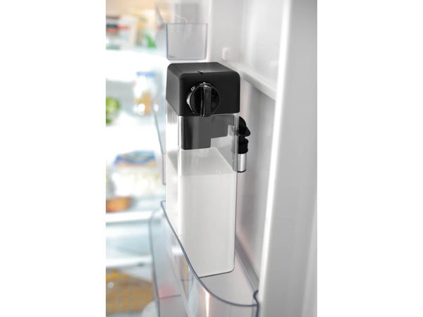 DeLonghi ETAM36.365M PrimaDonna XS kahviautomaatti maitokannulla