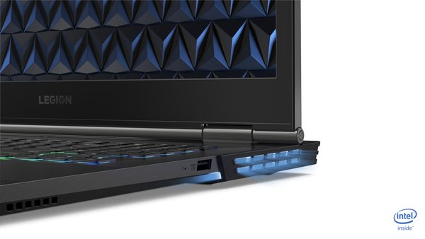 Lenovo 17.3" Legion Y740, 16GB / 1TB SSD M.2, RTX 2070, Win 10 Home - gaming notebook, Black