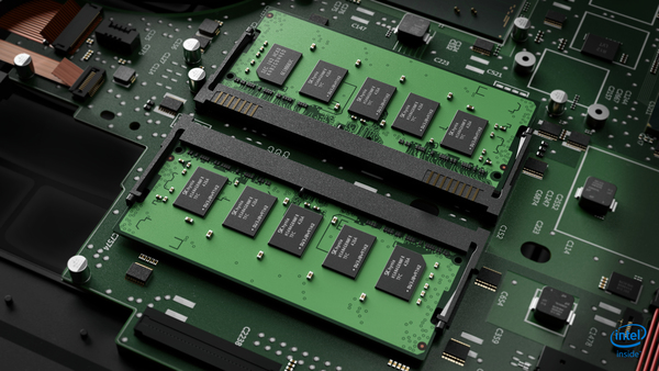 Lenovo 17.3" Legion Y740, 16GB / 1TB SSD M.2, RTX 2070, Win 10 Home - gaming notebook, Black