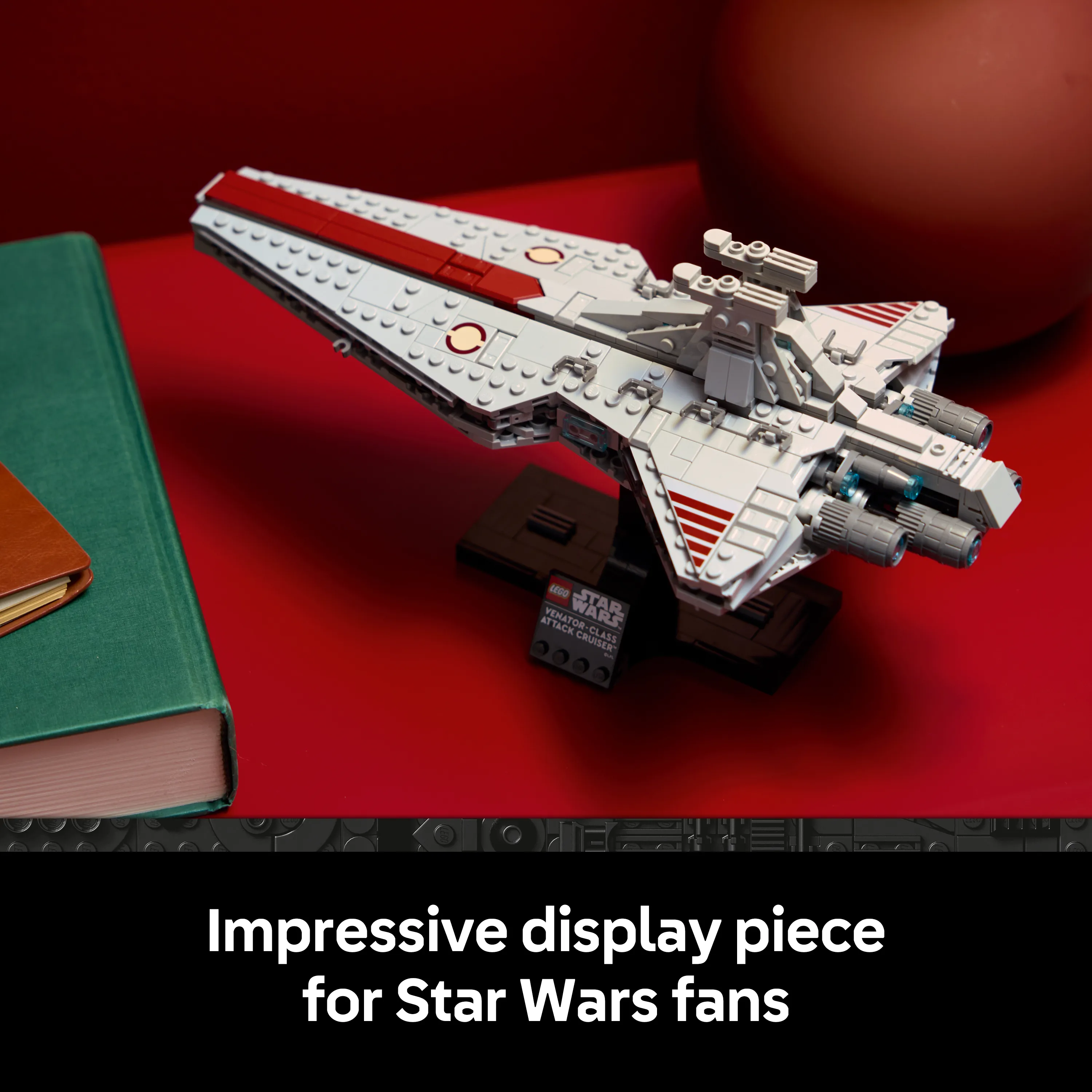 LEGO Star Wars Venator-luokan hy&ouml;kk&auml;ysristeilij&auml; 75441