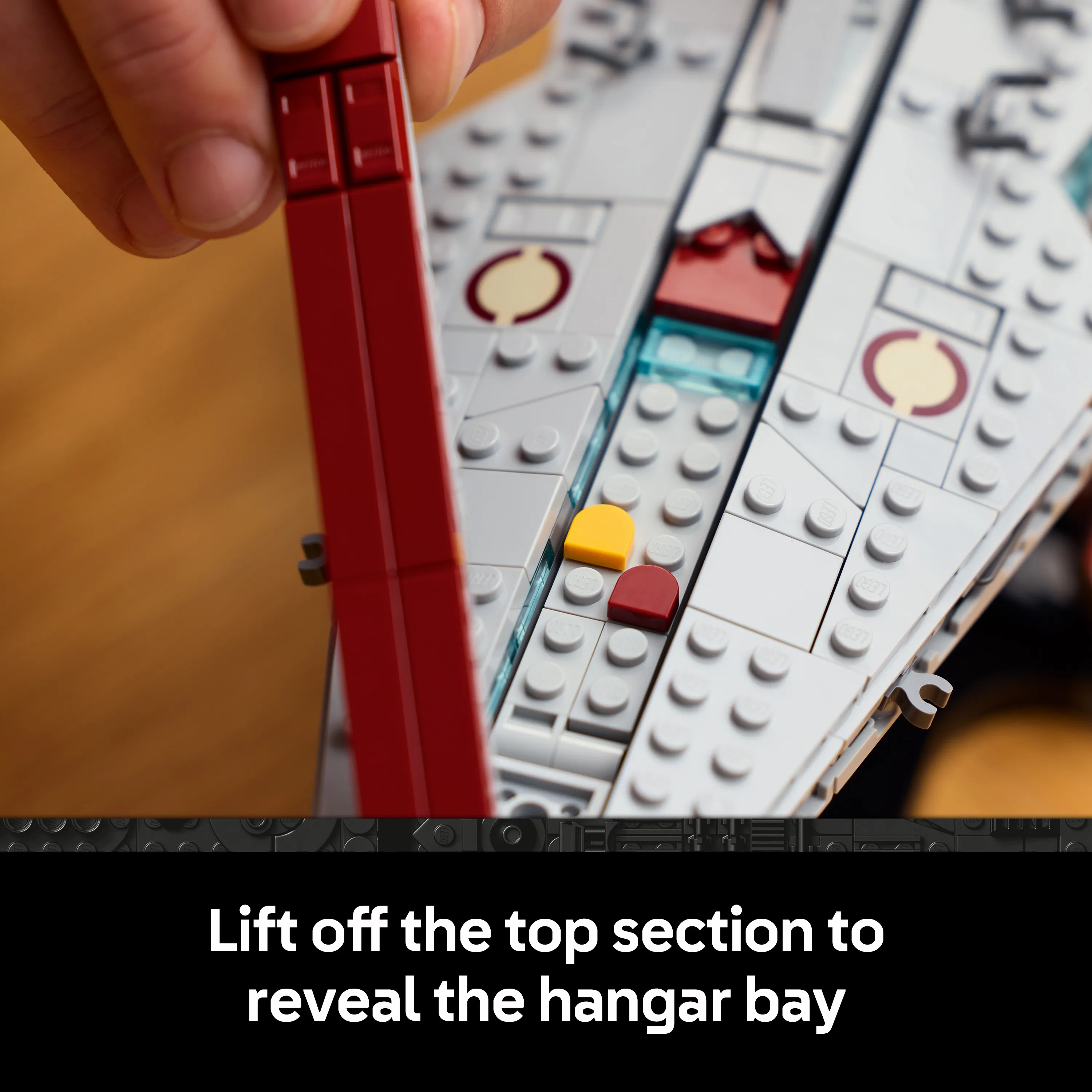 LEGO Star Wars Venator-luokan hy&ouml;kk&auml;ysristeilij&auml; 75441