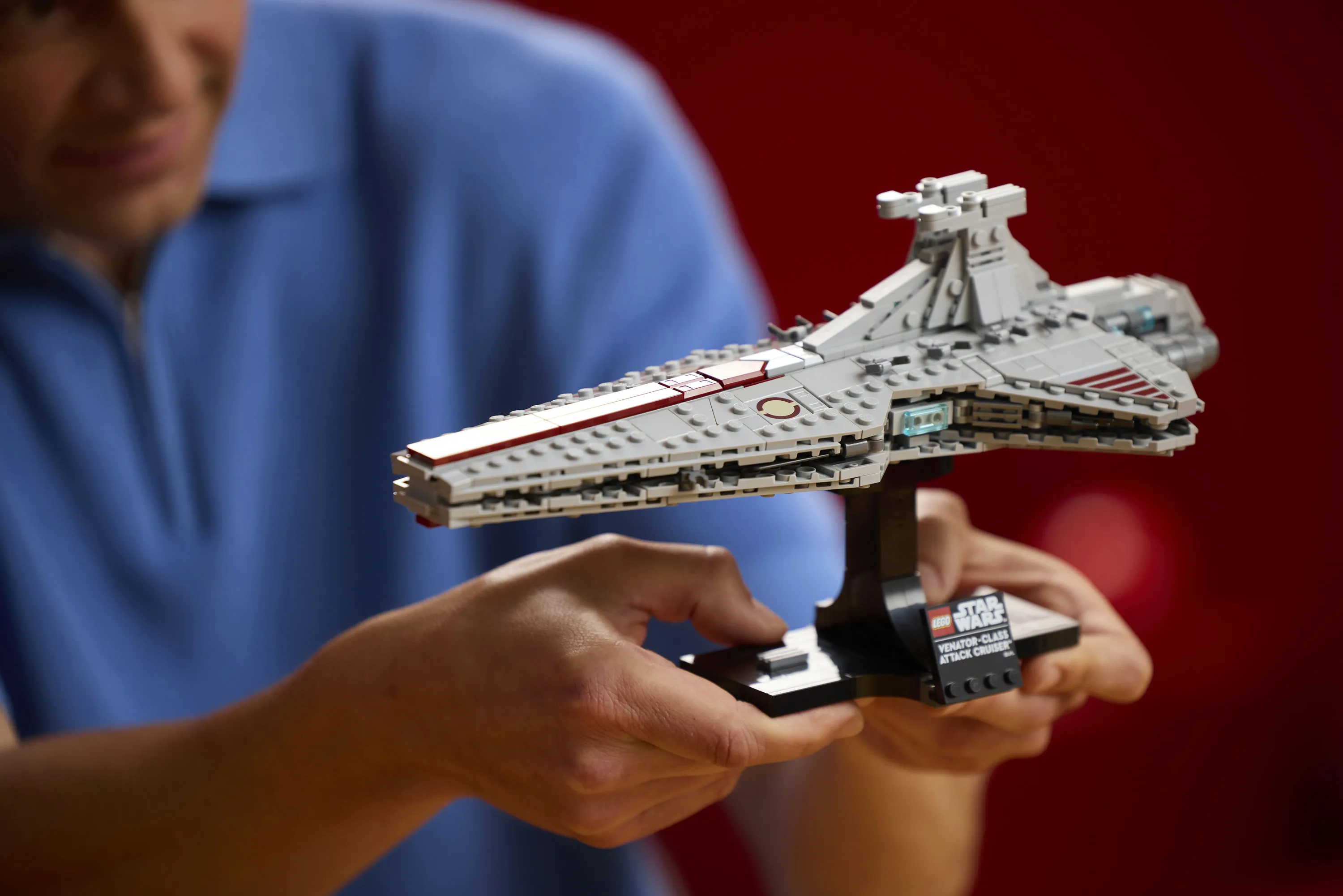 LEGO Star Wars Venator-luokan hy&ouml;kk&auml;ysristeilij&auml; 75441