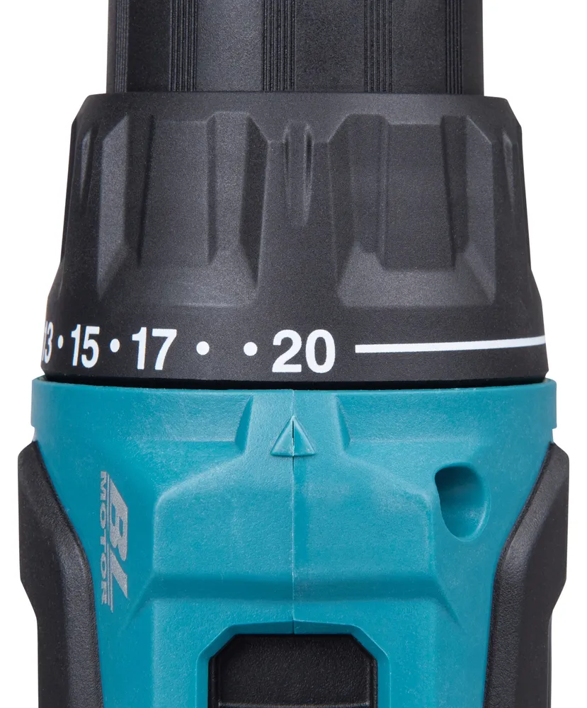 Makita -18 V akkuk&auml;ytt&ouml;inen iskuporakone